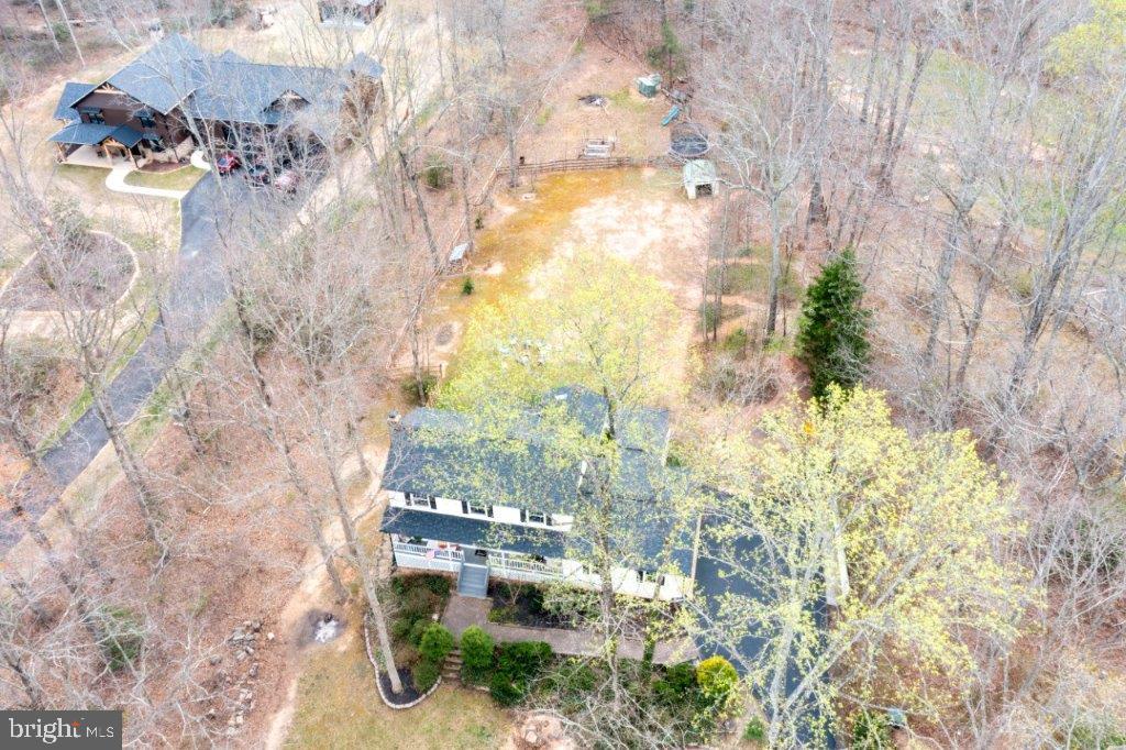 ROLLING HILLS - Residential