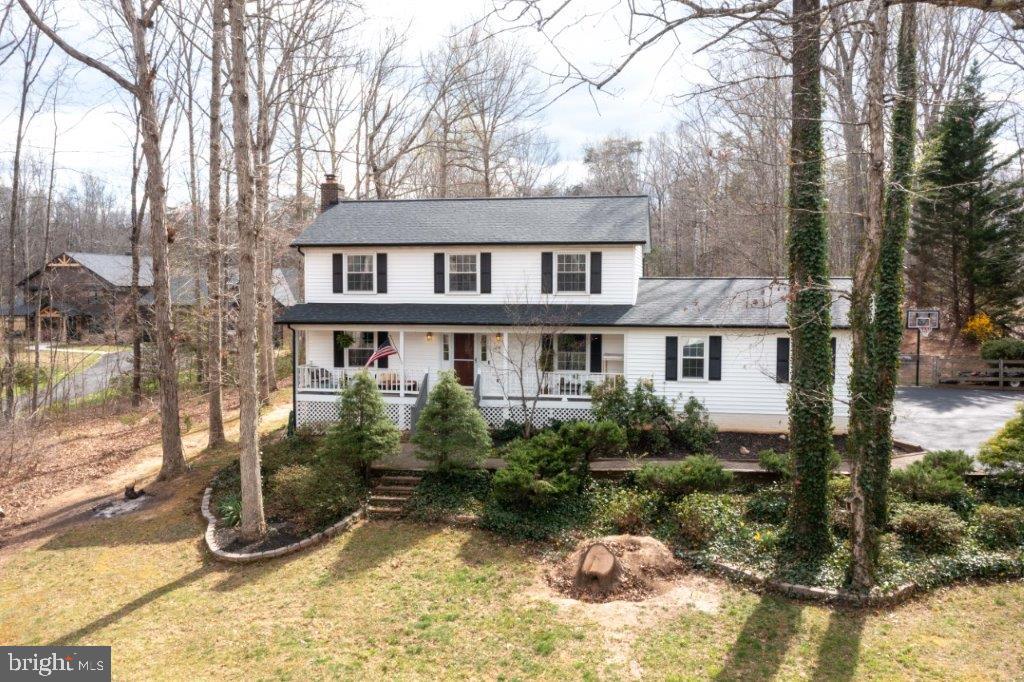 ROLLING HILLS - Residential