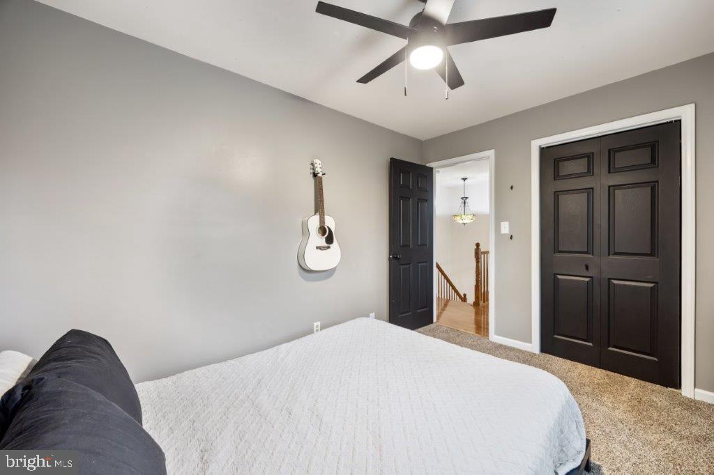 ROLLING HILLS - Residential