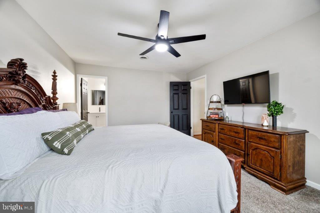 ROLLING HILLS - Residential