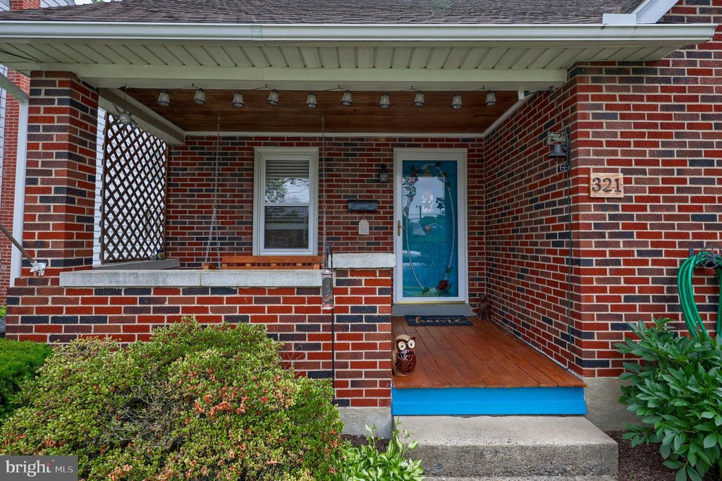 Photo of 321 Linden Street, Lititz, PA 17543 (MLS # PALA2052176)