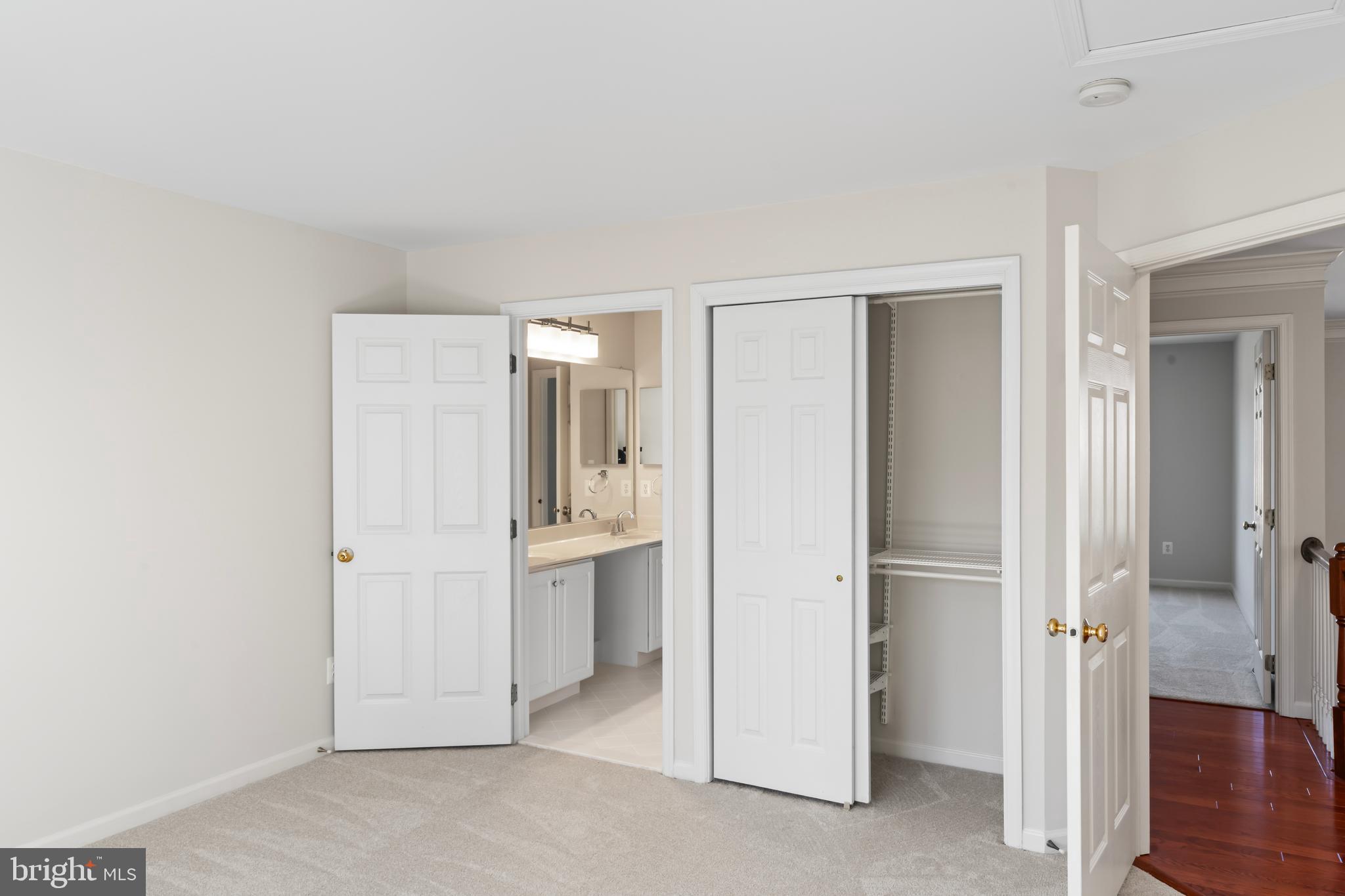 OAK FARMS - Residential