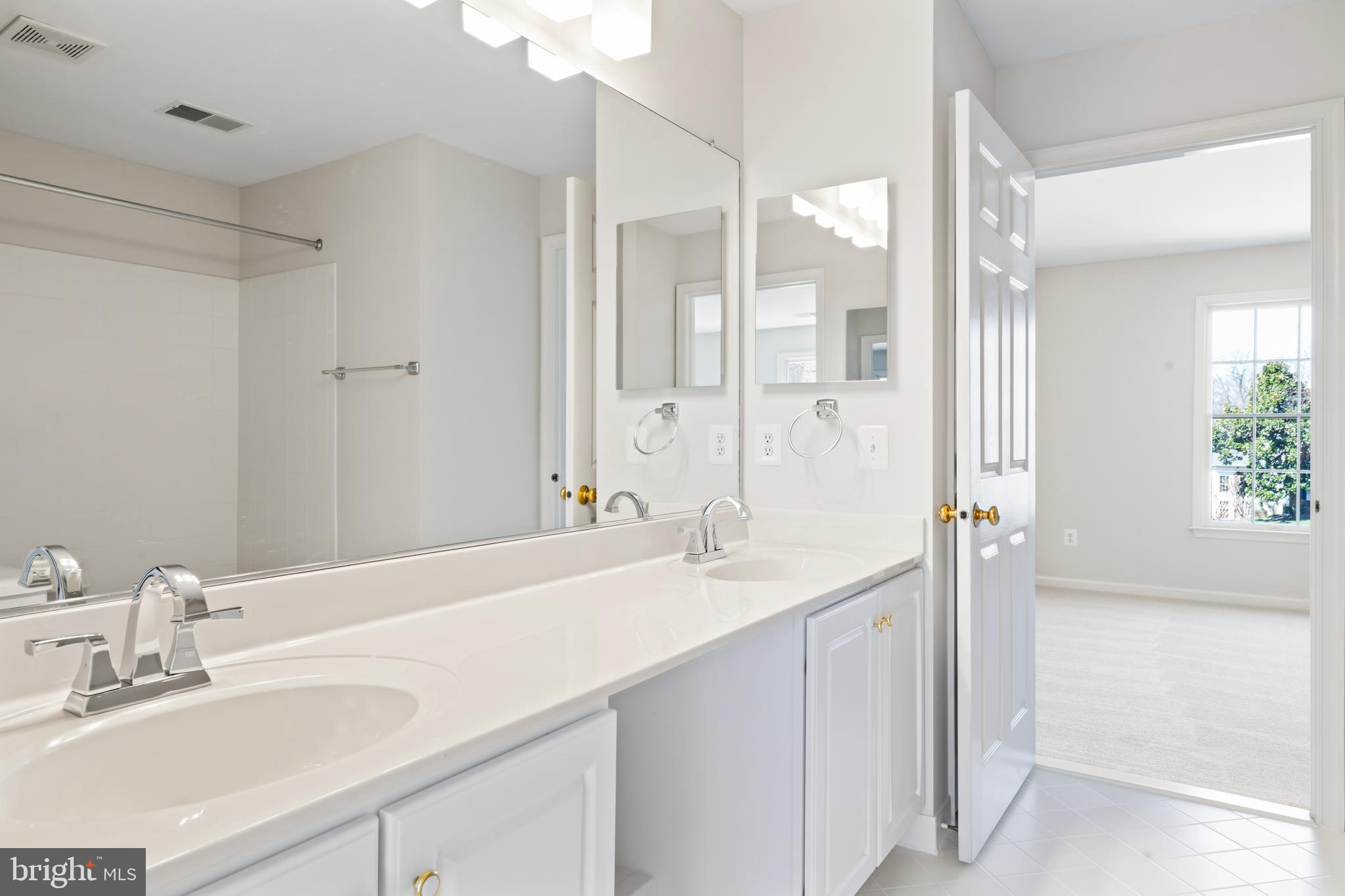 OAK FARMS - Residential