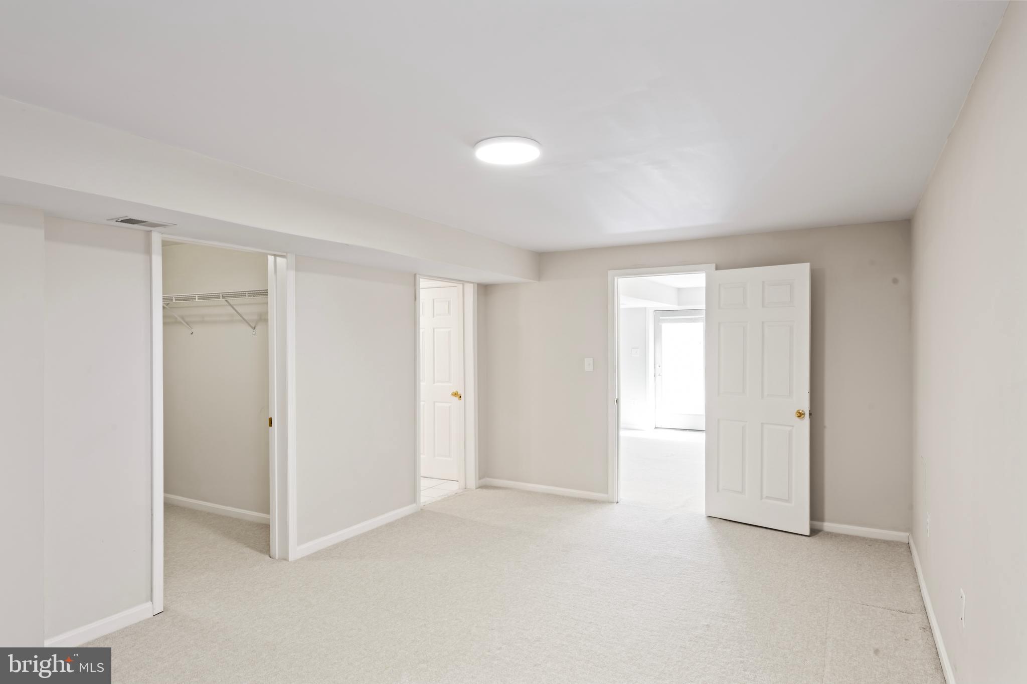 OAK FARMS - Residential