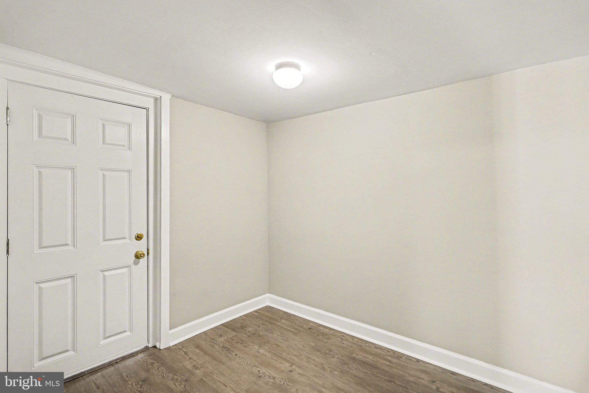 WEST END - Residential