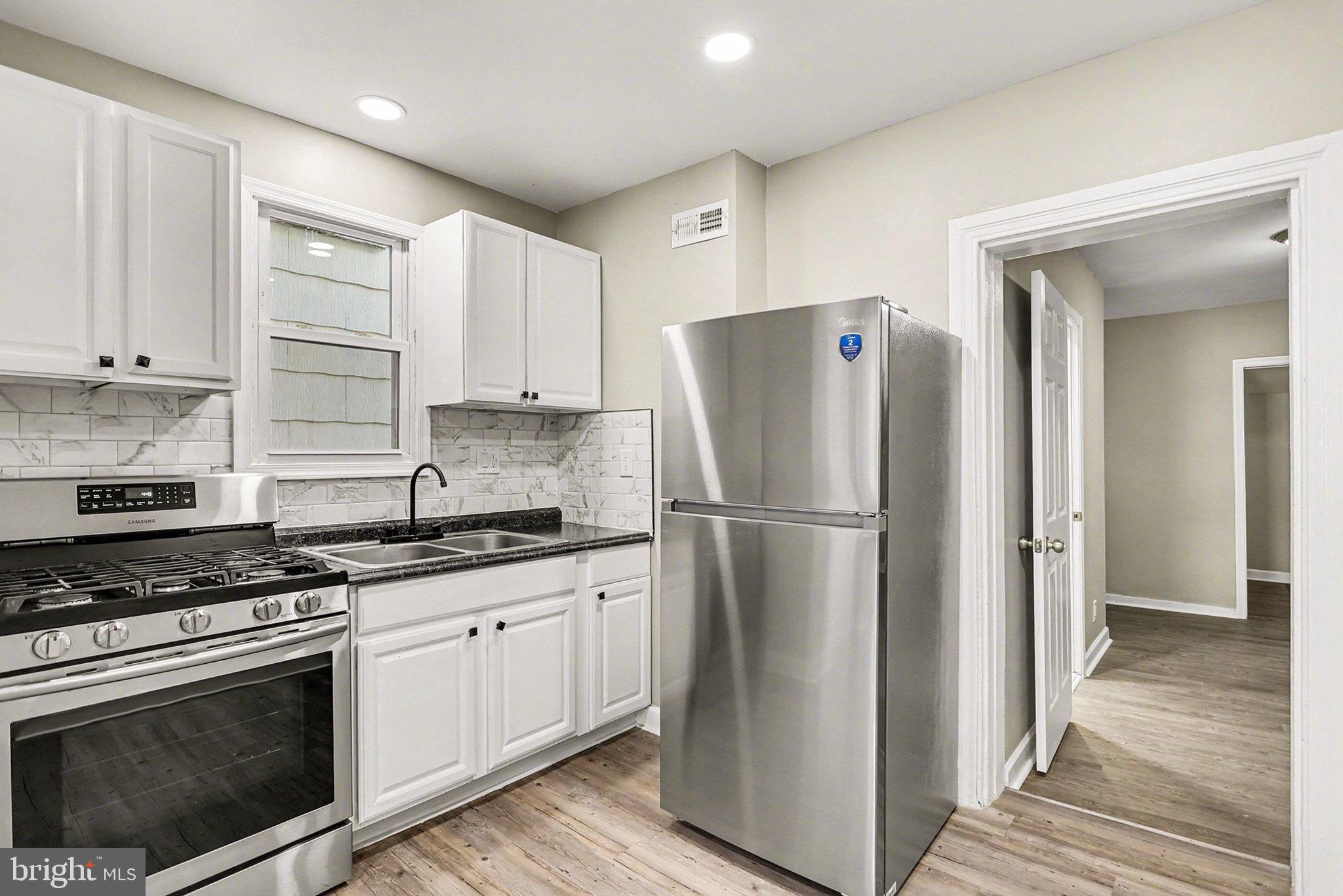 WEST END - Residential