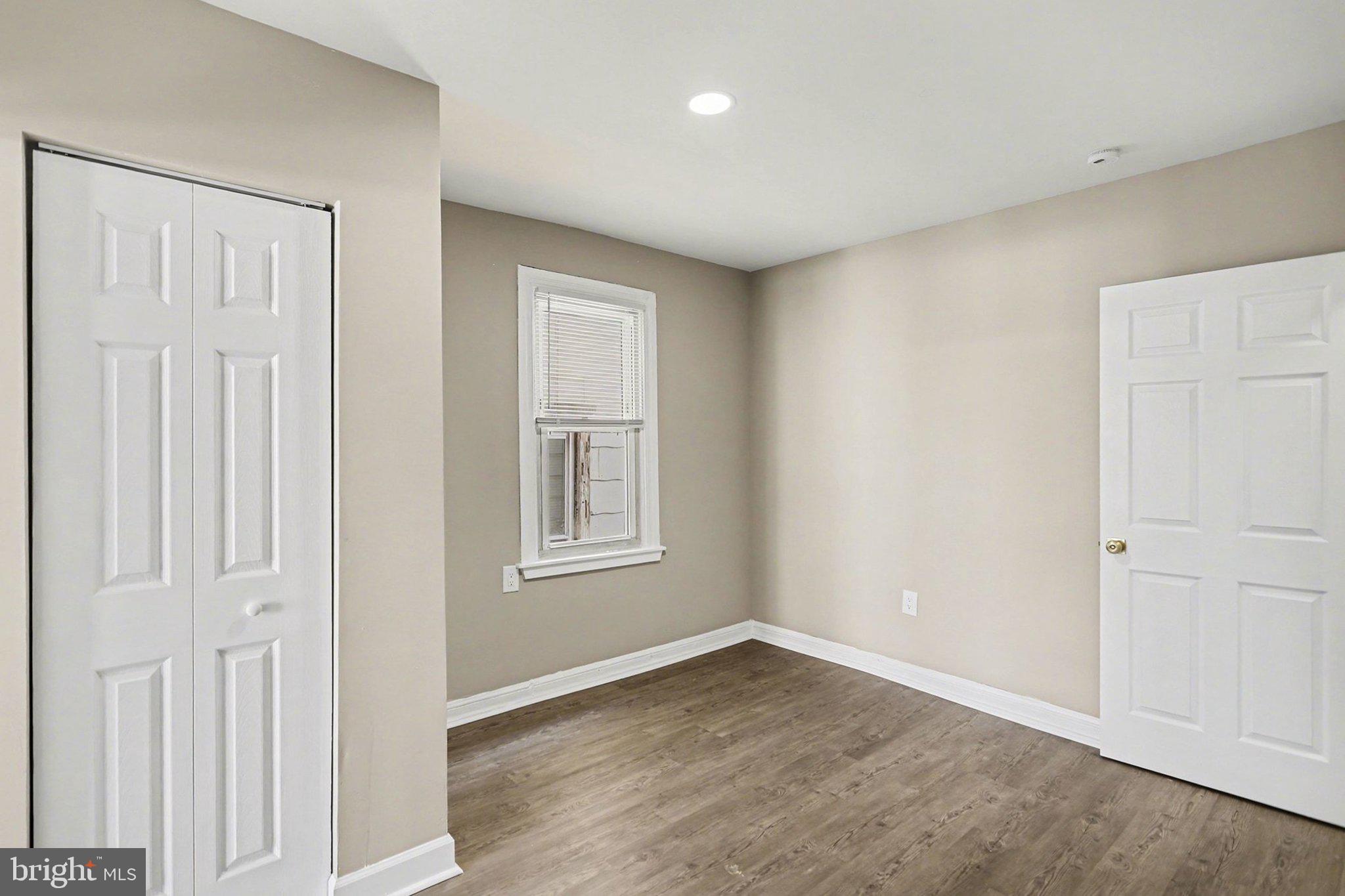 WEST END - Residential