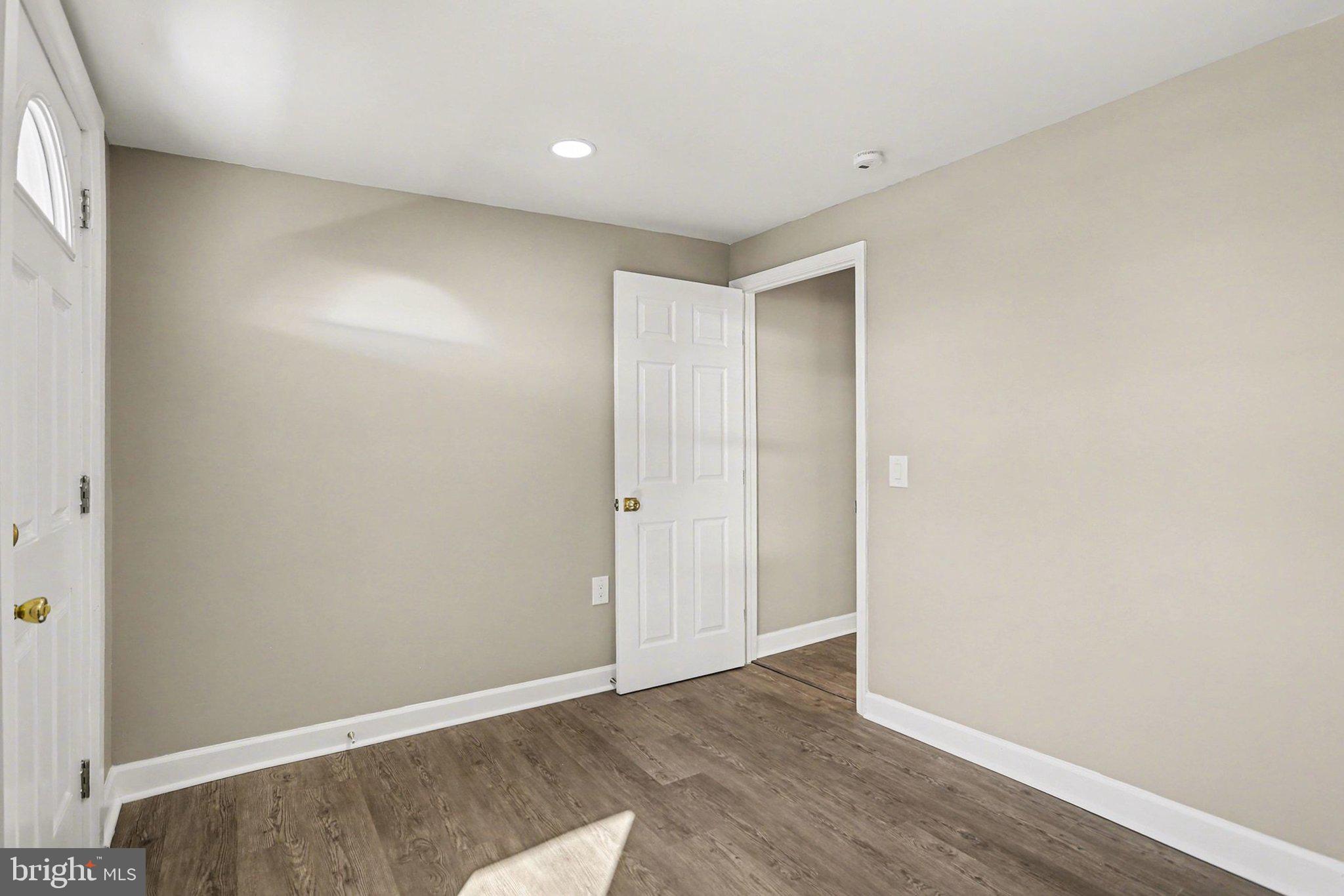 WEST END - Residential