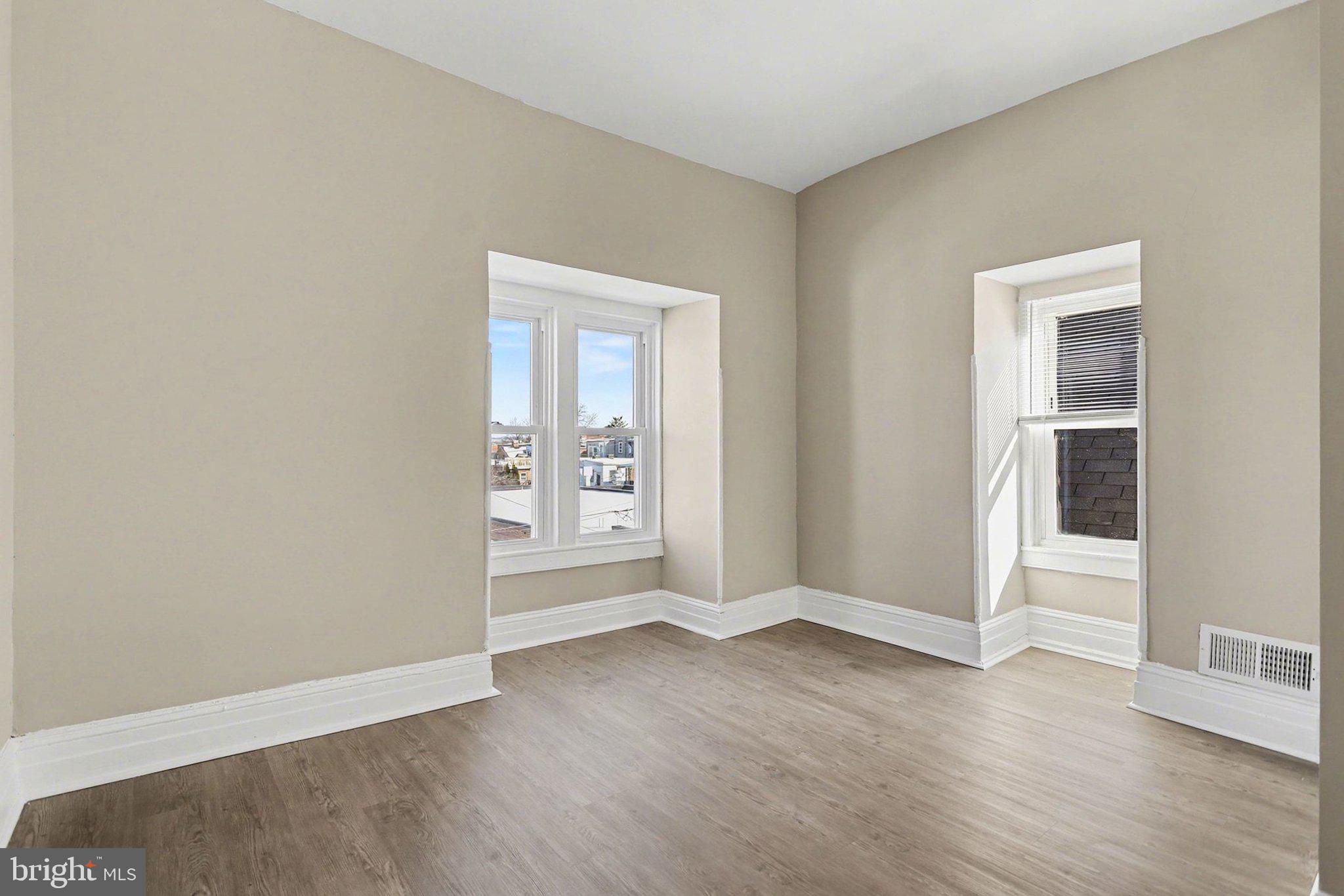 WEST END - Residential