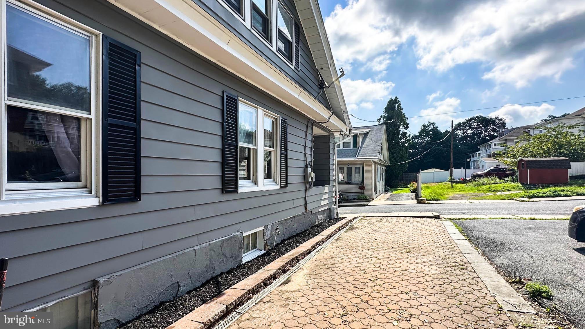 20 PENNWYN TC
