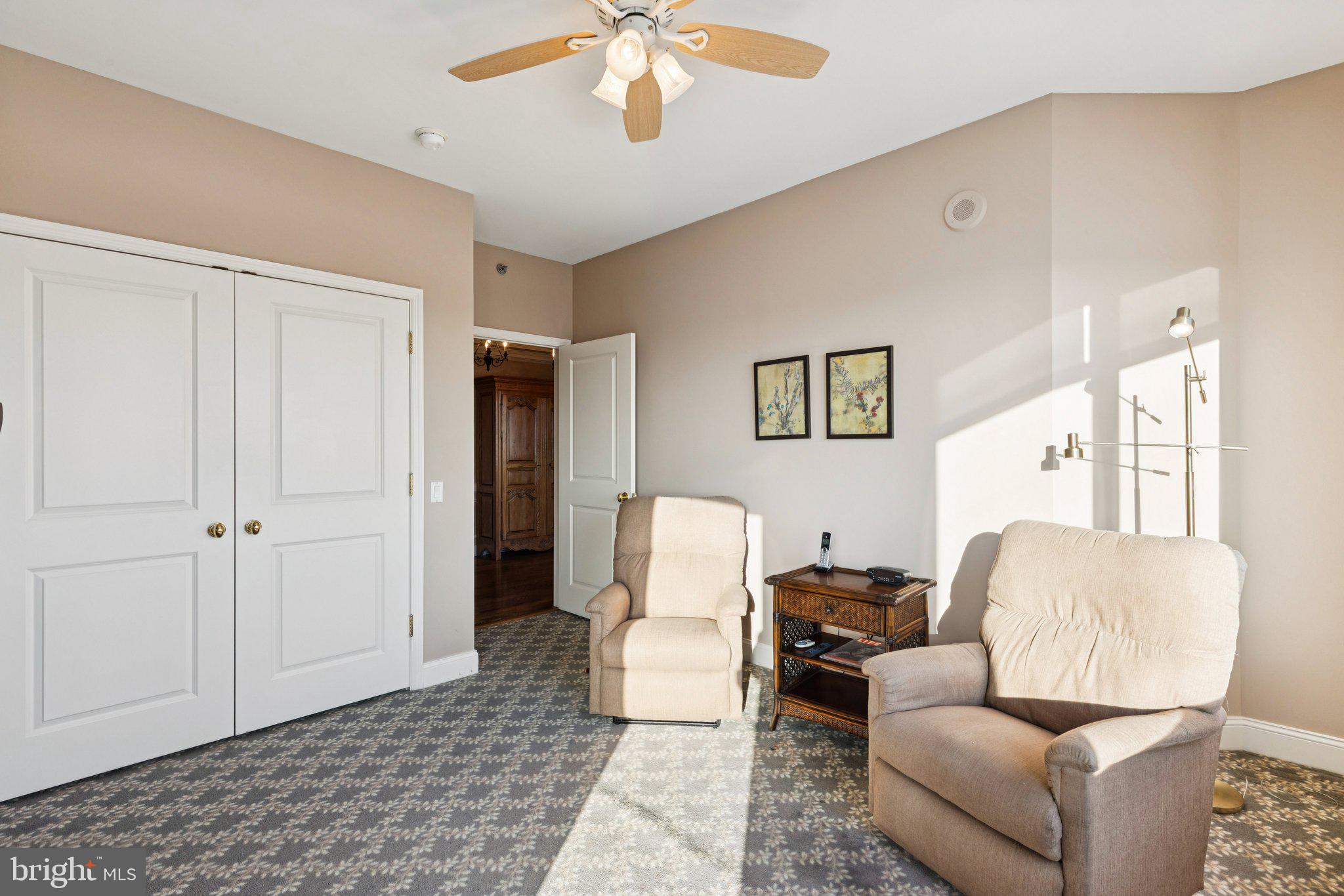 AVENUE OF THE ARTS - Residential