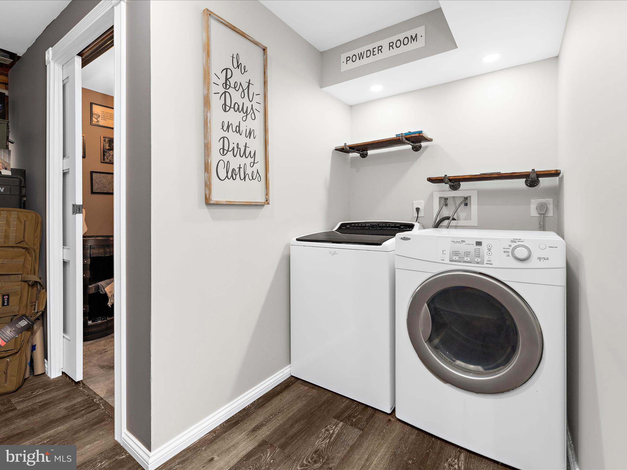 LAKE LINGANORE - Residential