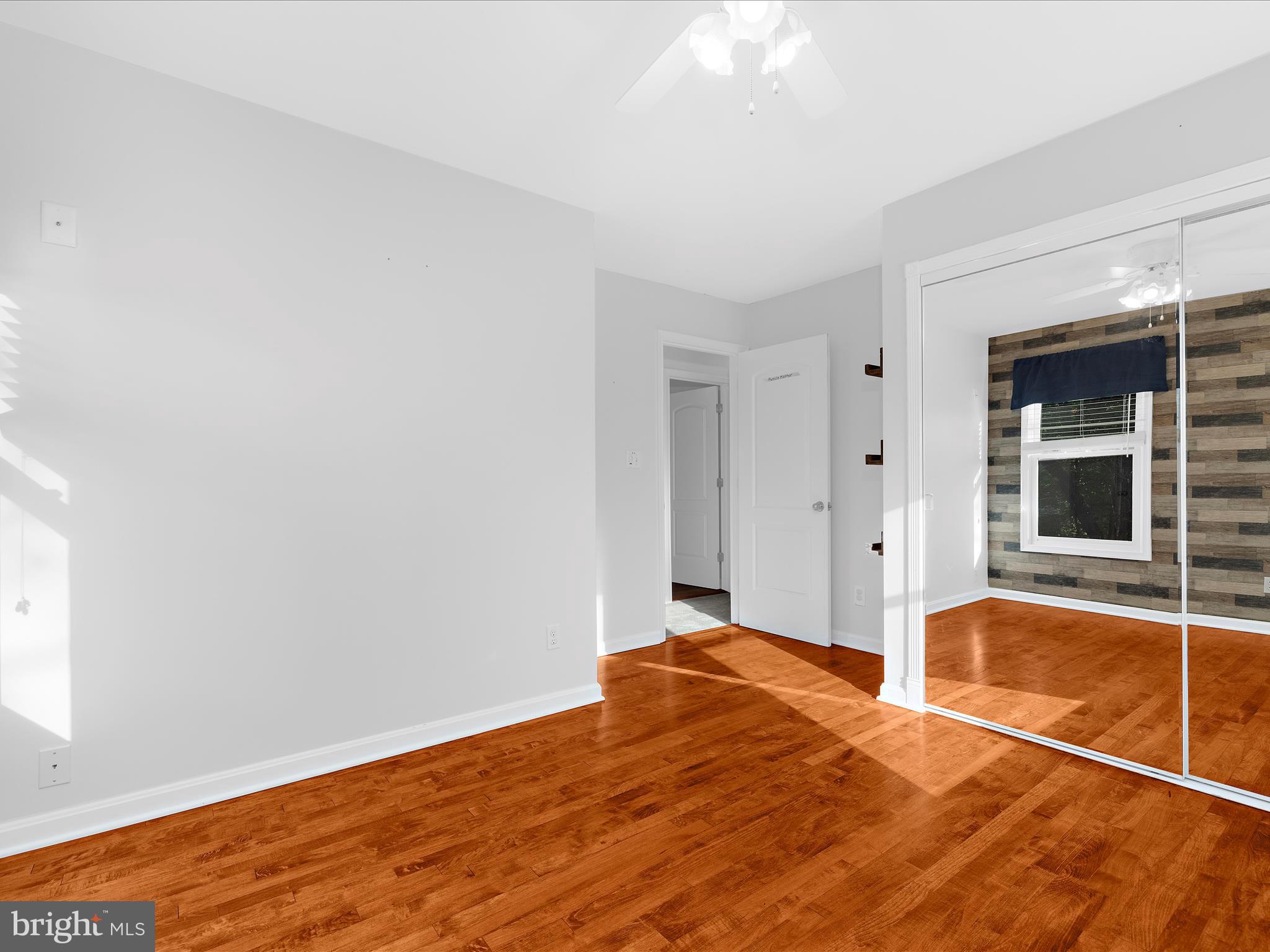 LAKE LINGANORE - Residential