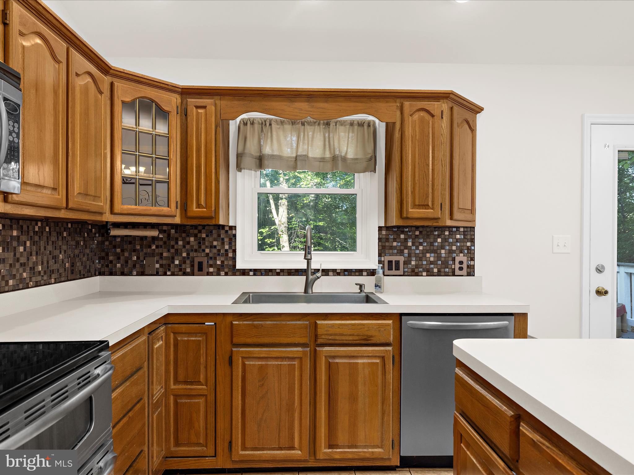 LAKE LINGANORE - Residential