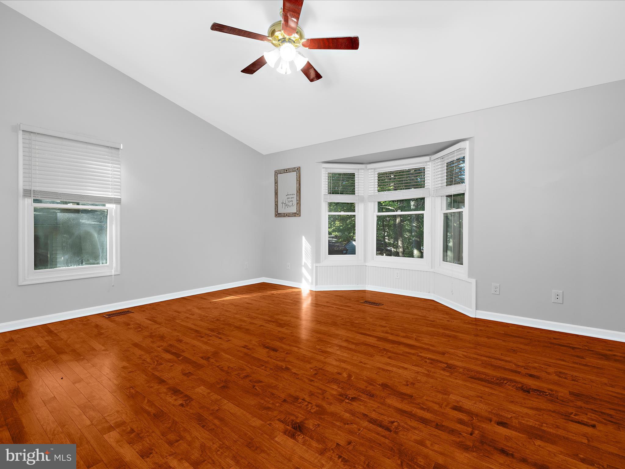 LAKE LINGANORE - Residential