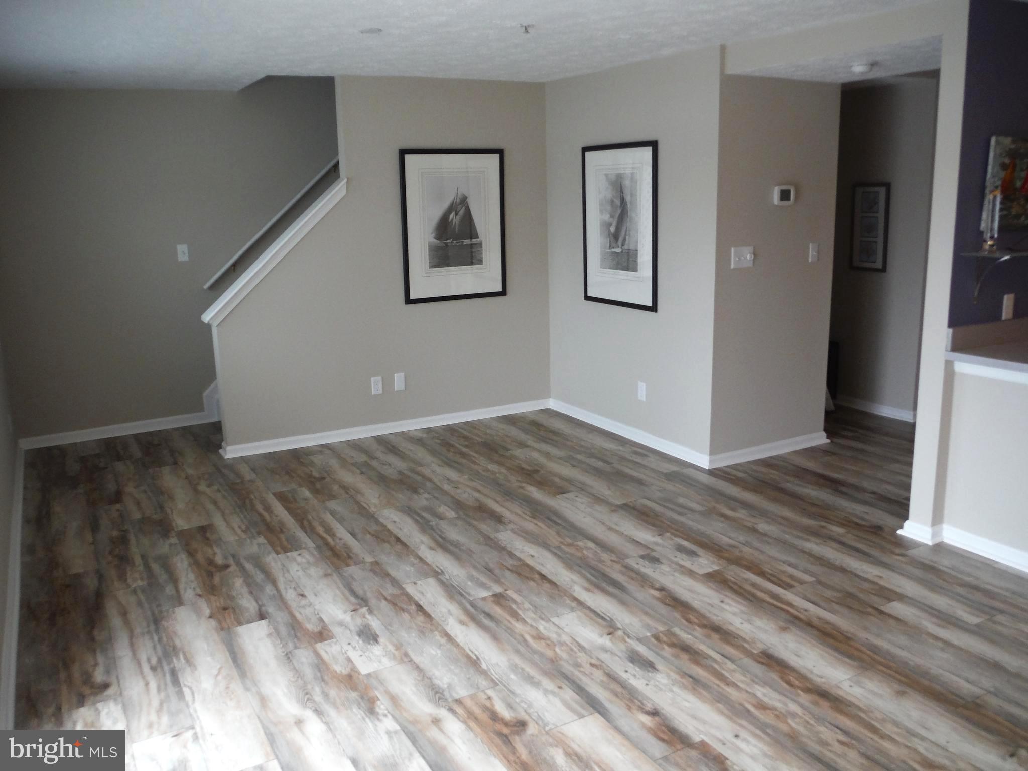 TOMES LANDING - Residential