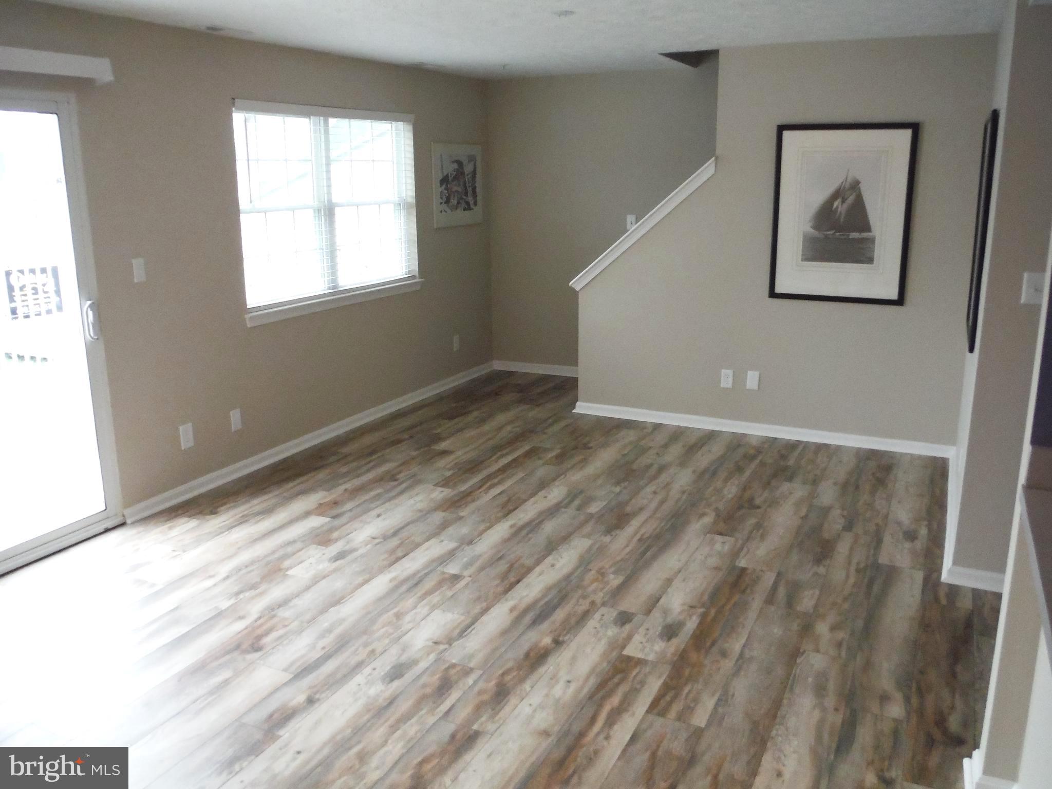 TOMES LANDING - Residential