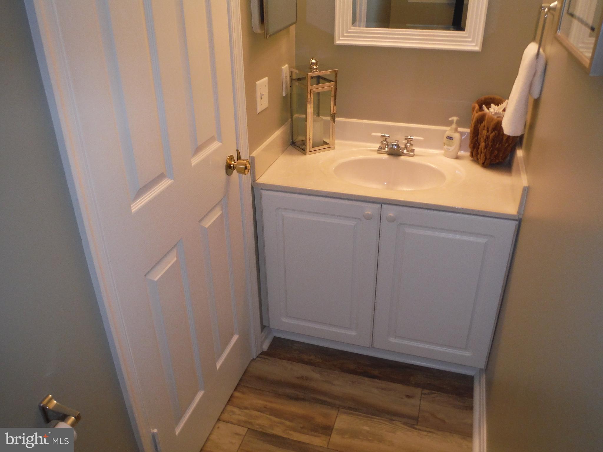 TOMES LANDING - Residential