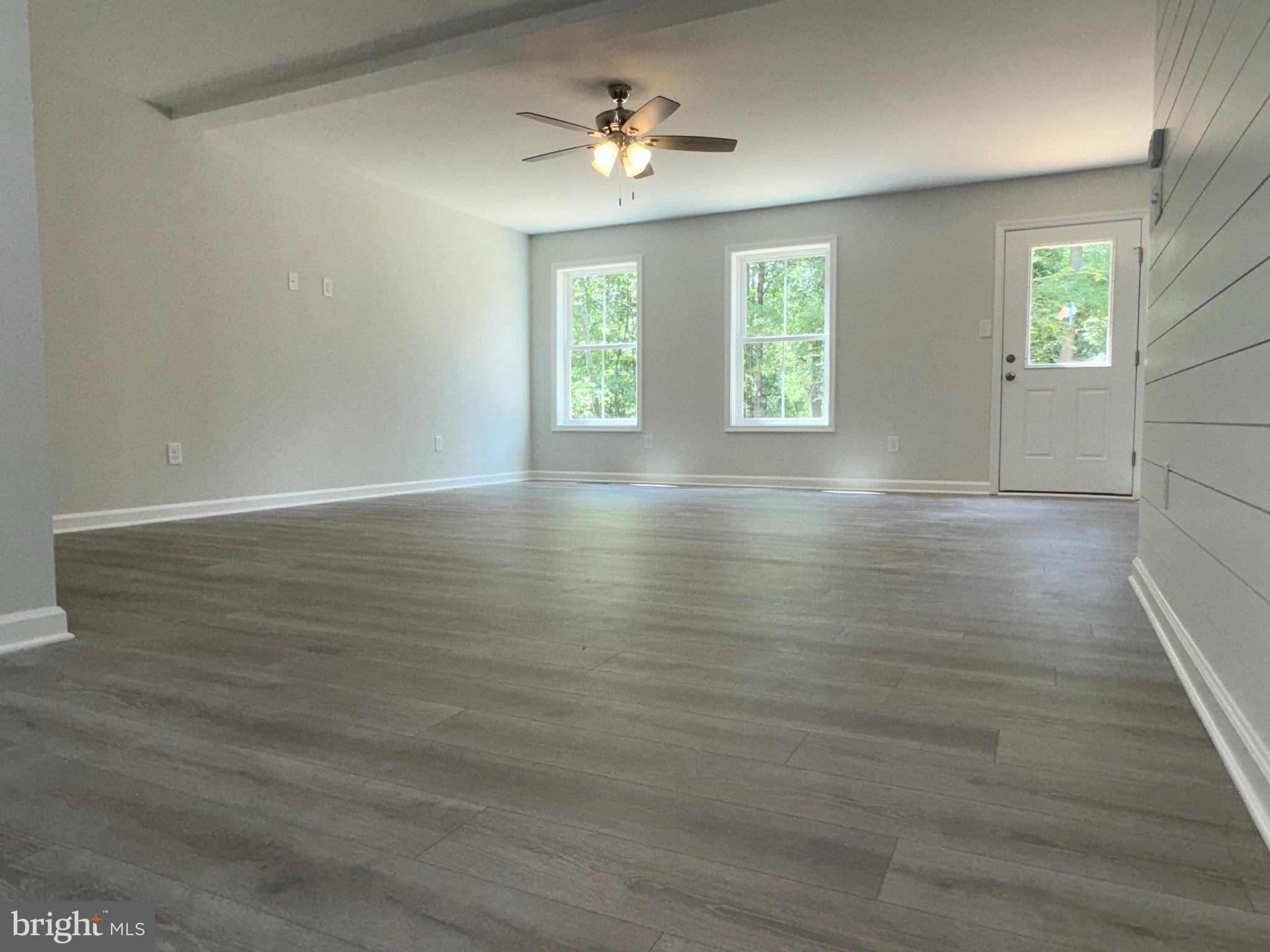 FOXWOOD KNOLLS - Residential