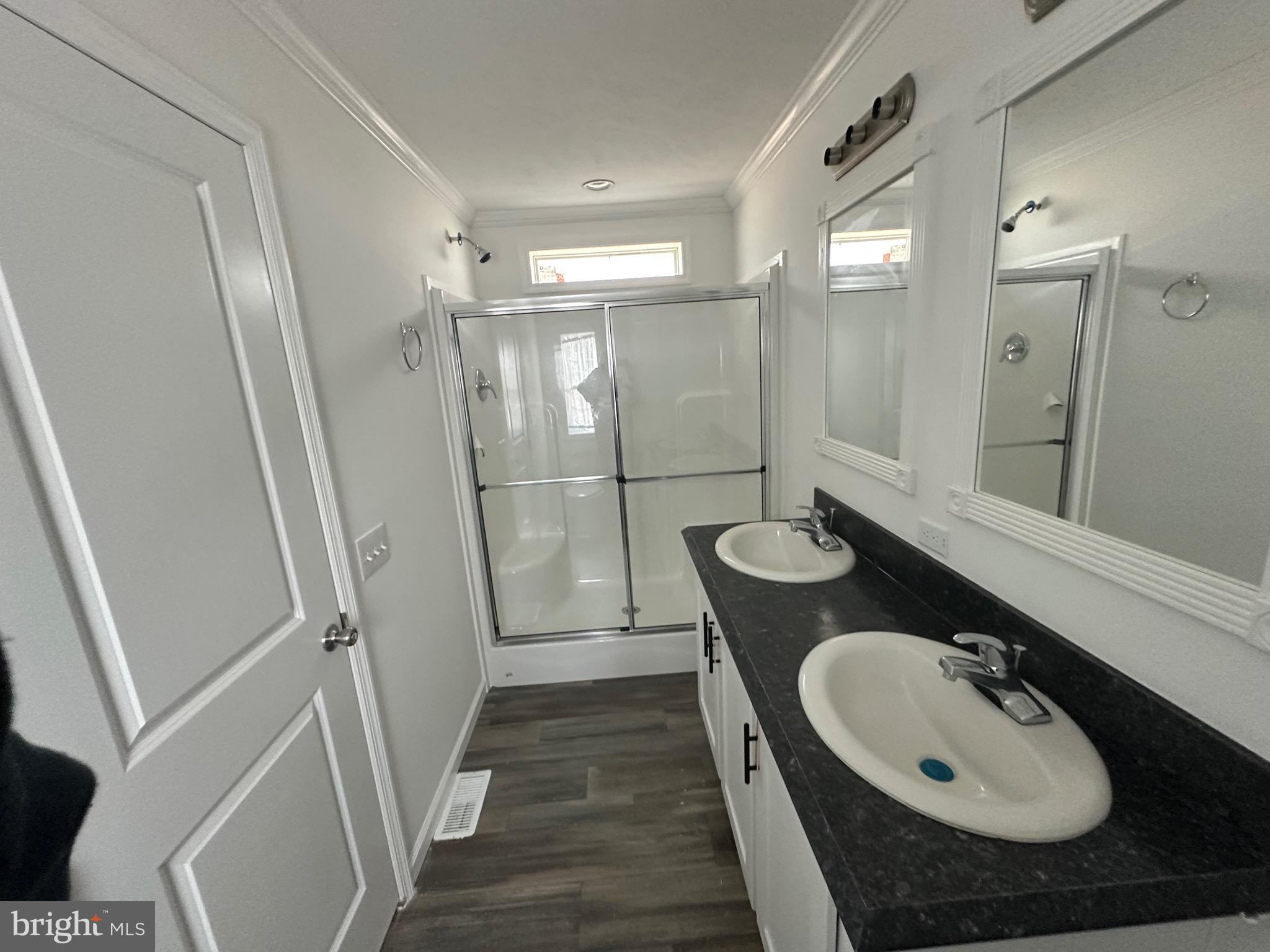 MELODYLAKESCNTRYCLUB - Residential