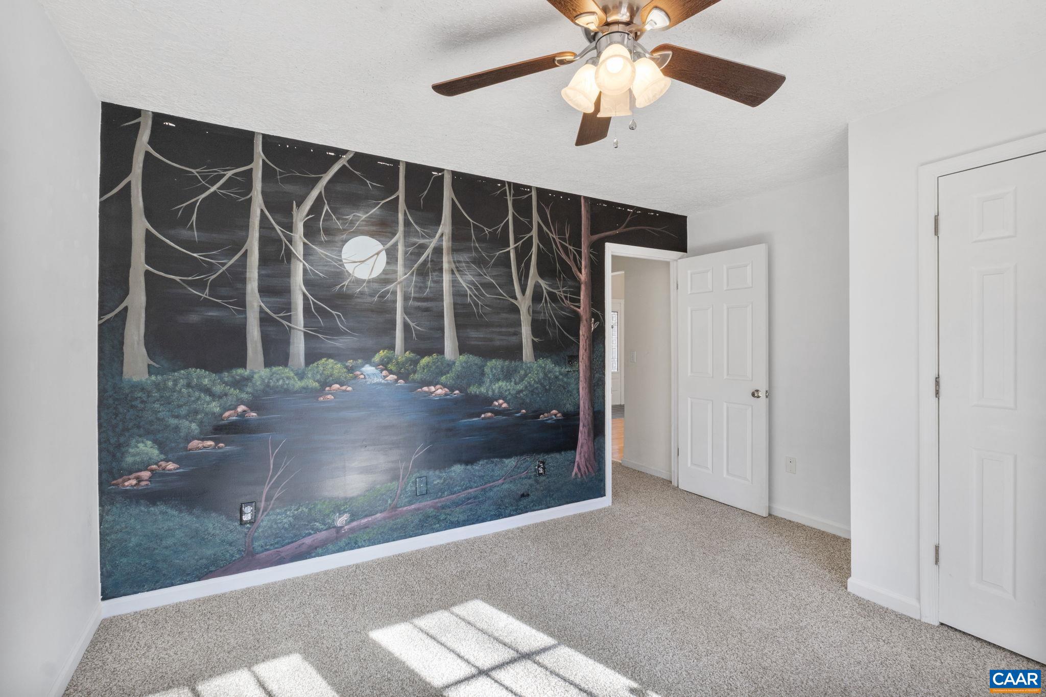 LAKE MONTICELLO - Residential