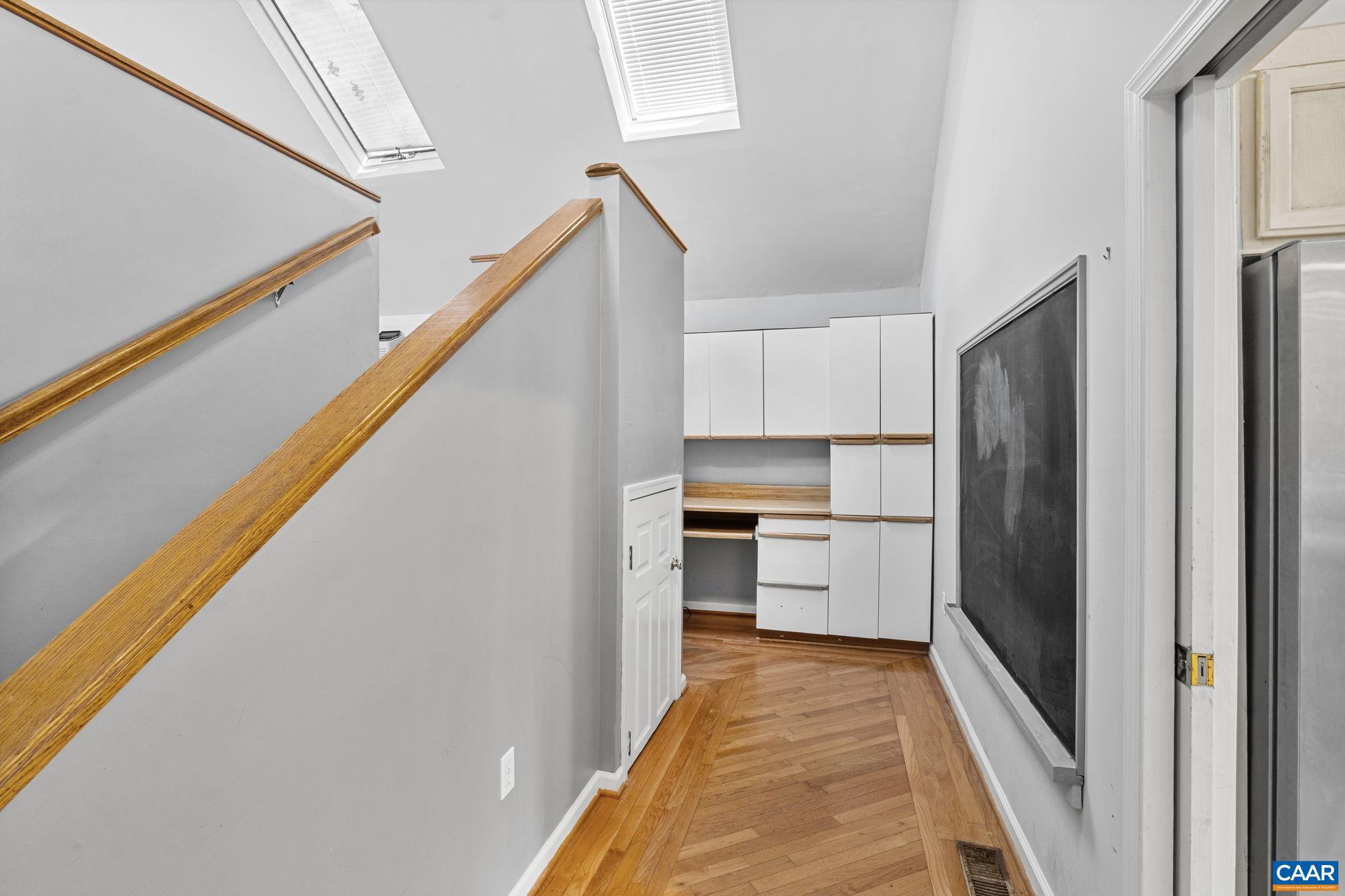 LAKE MONTICELLO - Residential