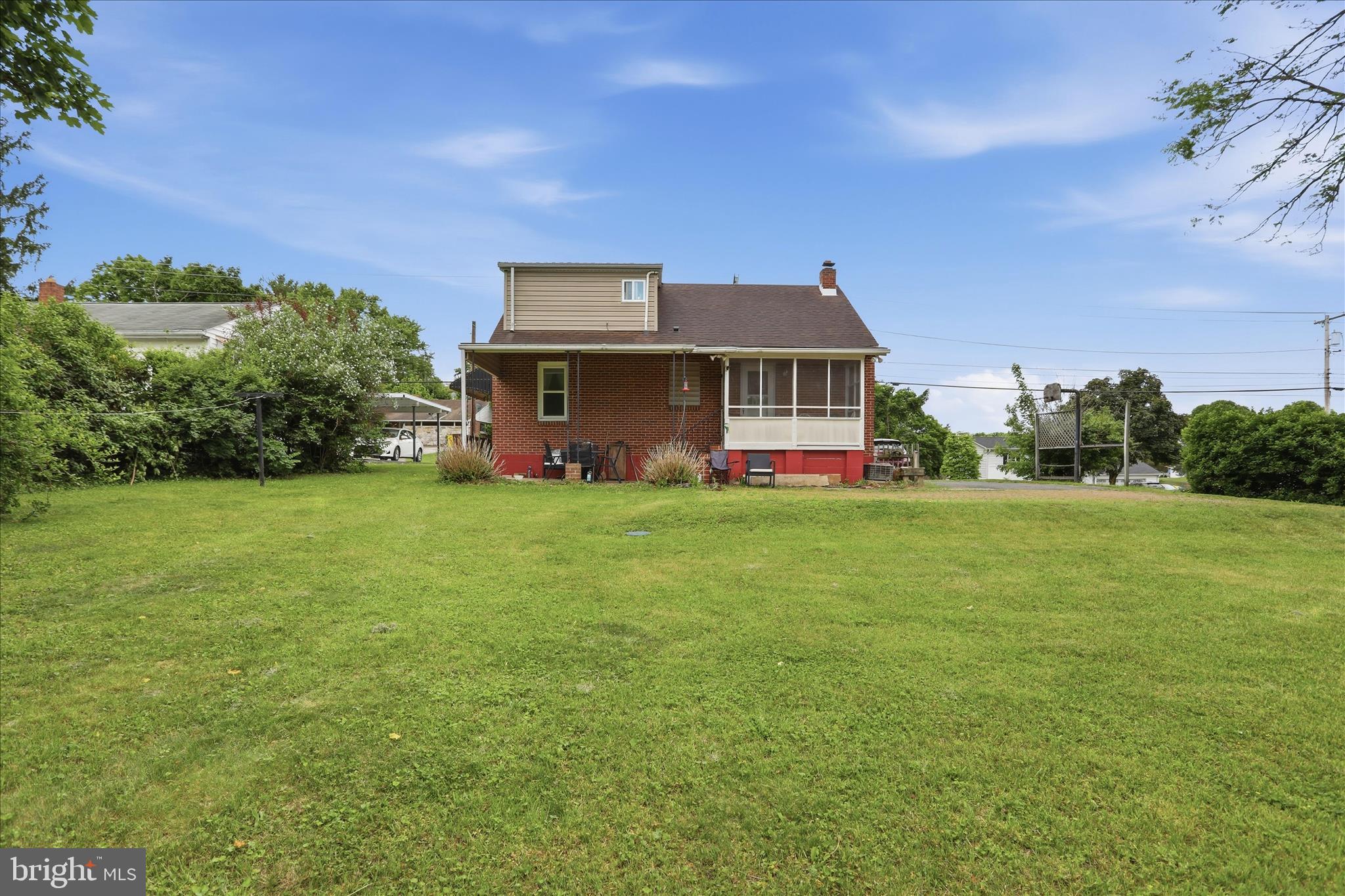 FALLING WATERS - Residential