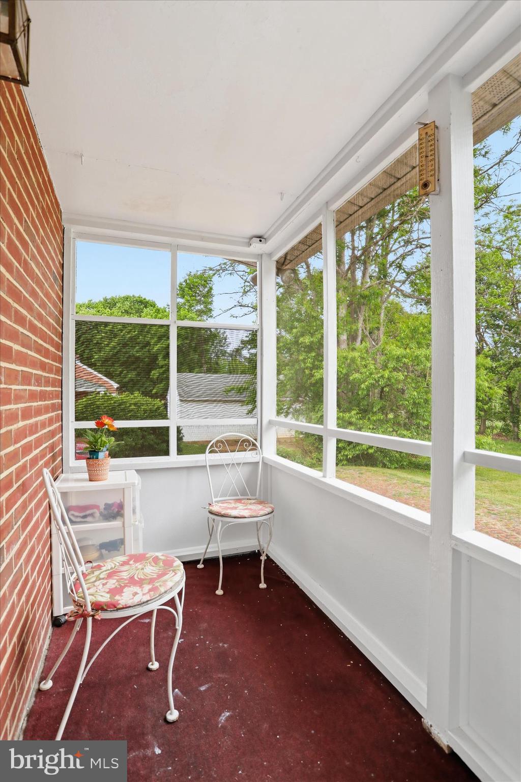 FALLING WATERS - Residential