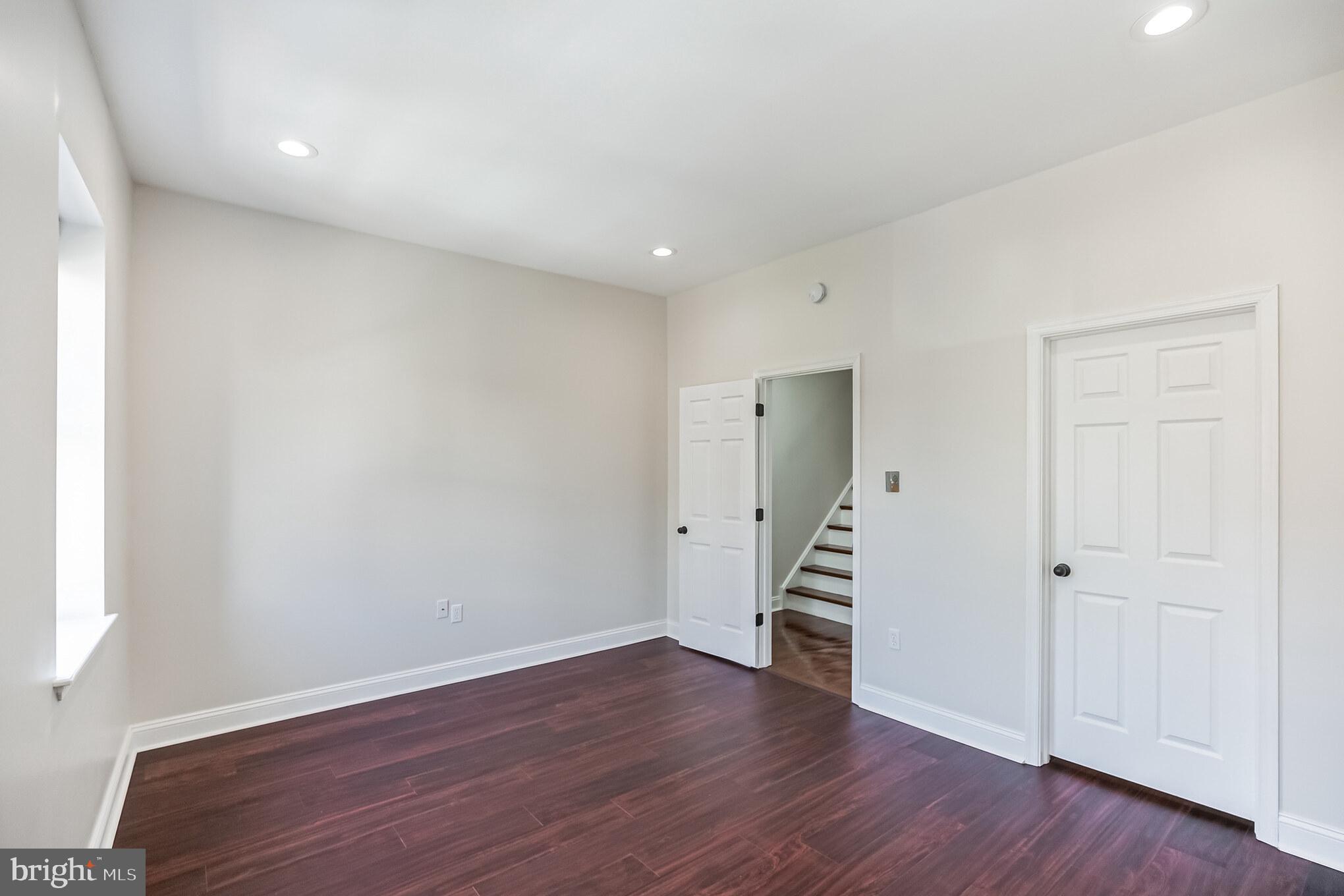 POINT BREEZE - Residential Lease