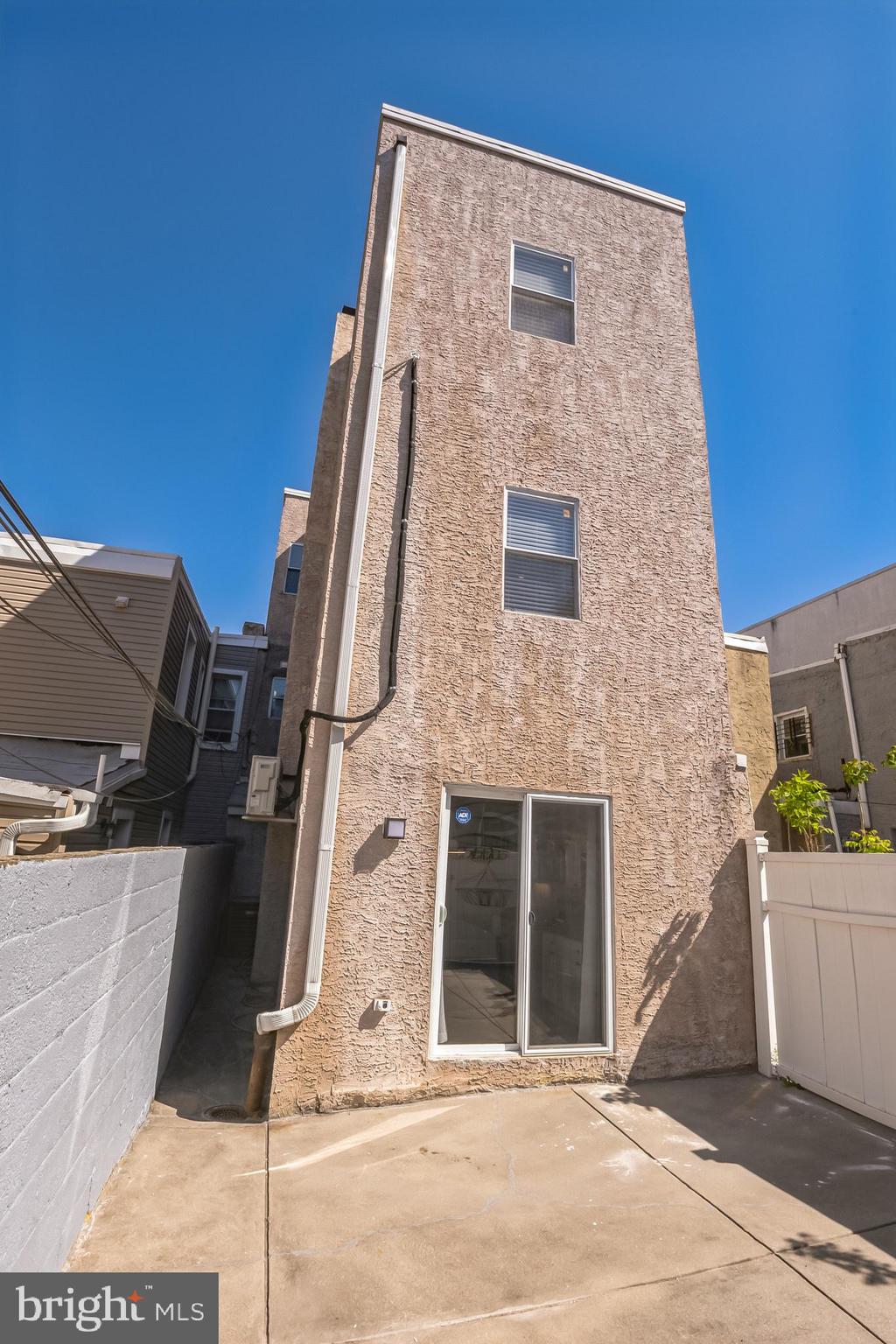 POINT BREEZE - Residential Lease