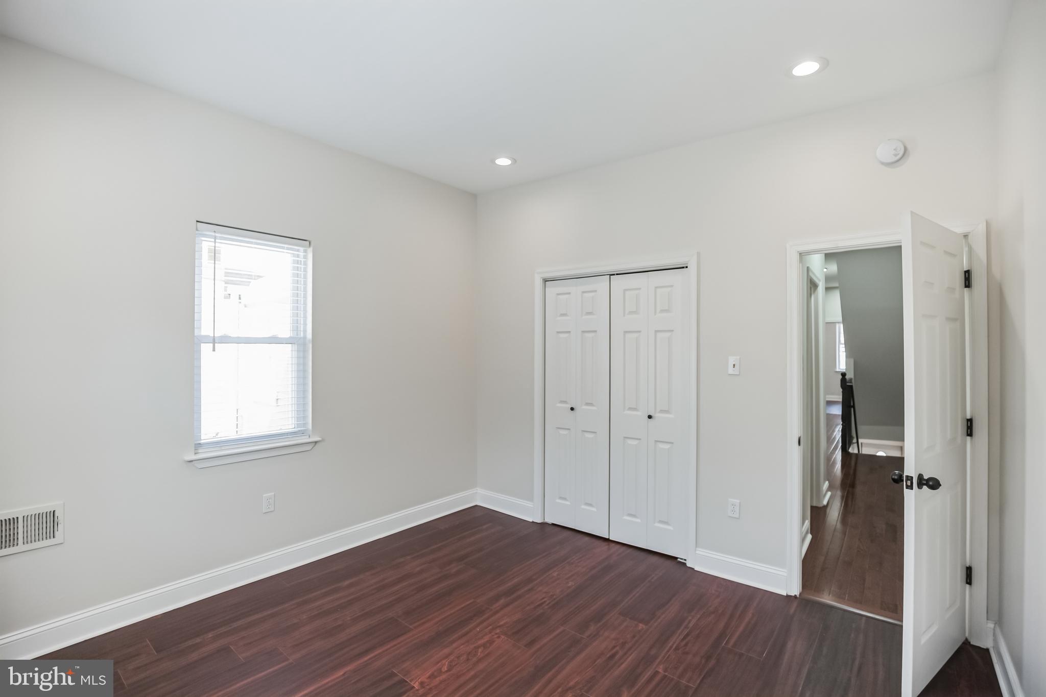 POINT BREEZE - Residential Lease