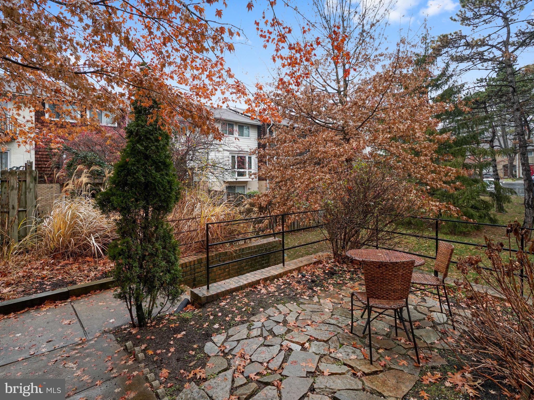 NEW MARK COMMONS - Residential