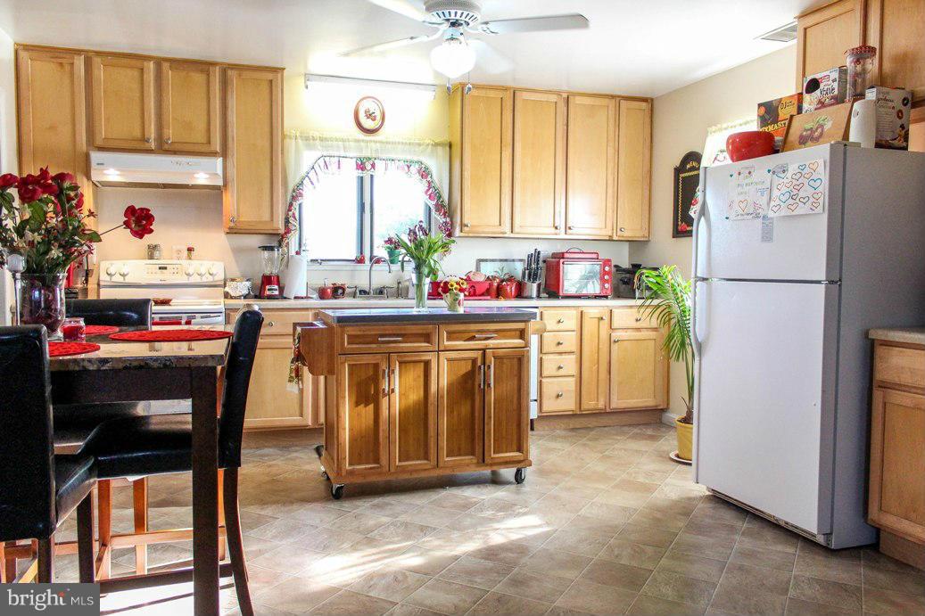 PARK HALL - Residential Lease