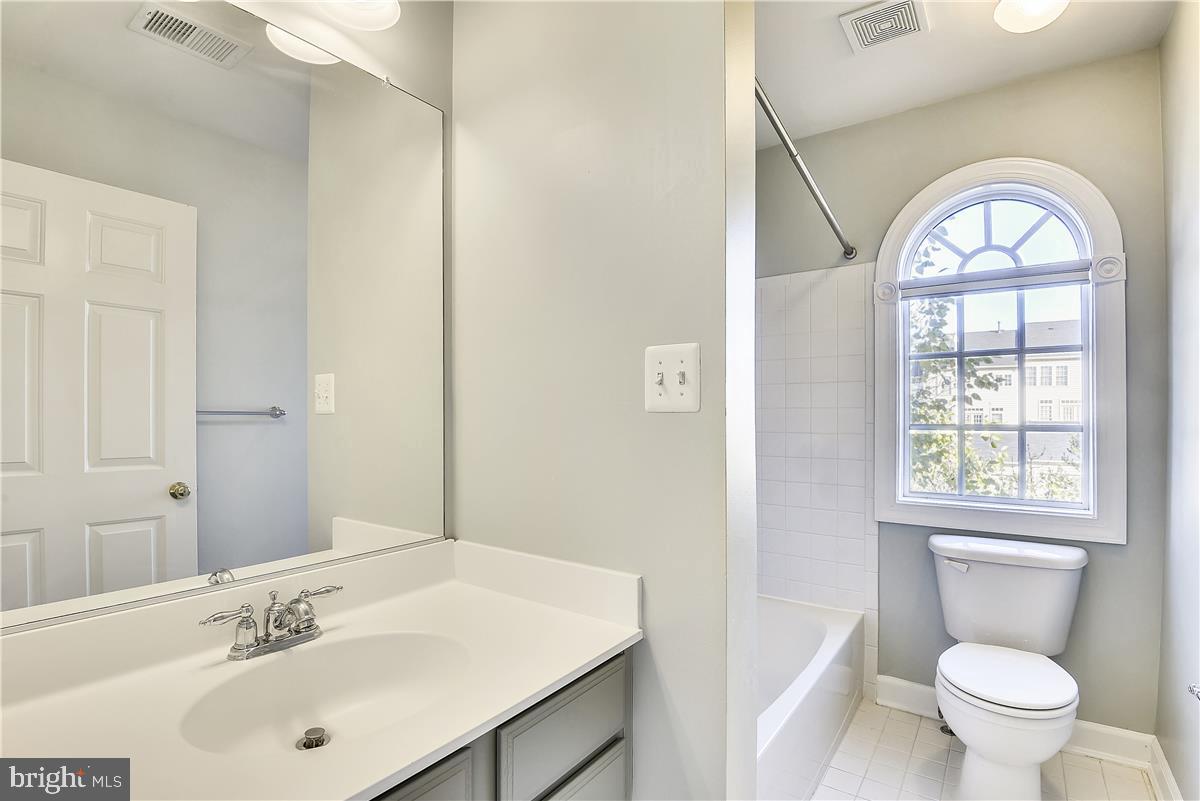 CLARKSBURG - Residential Lease