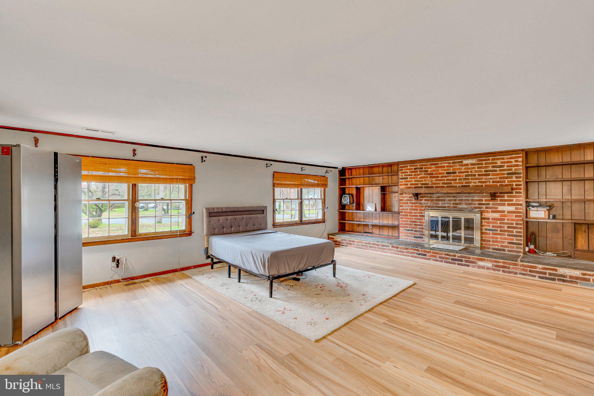 MONTGOMERY WOODS - Residential