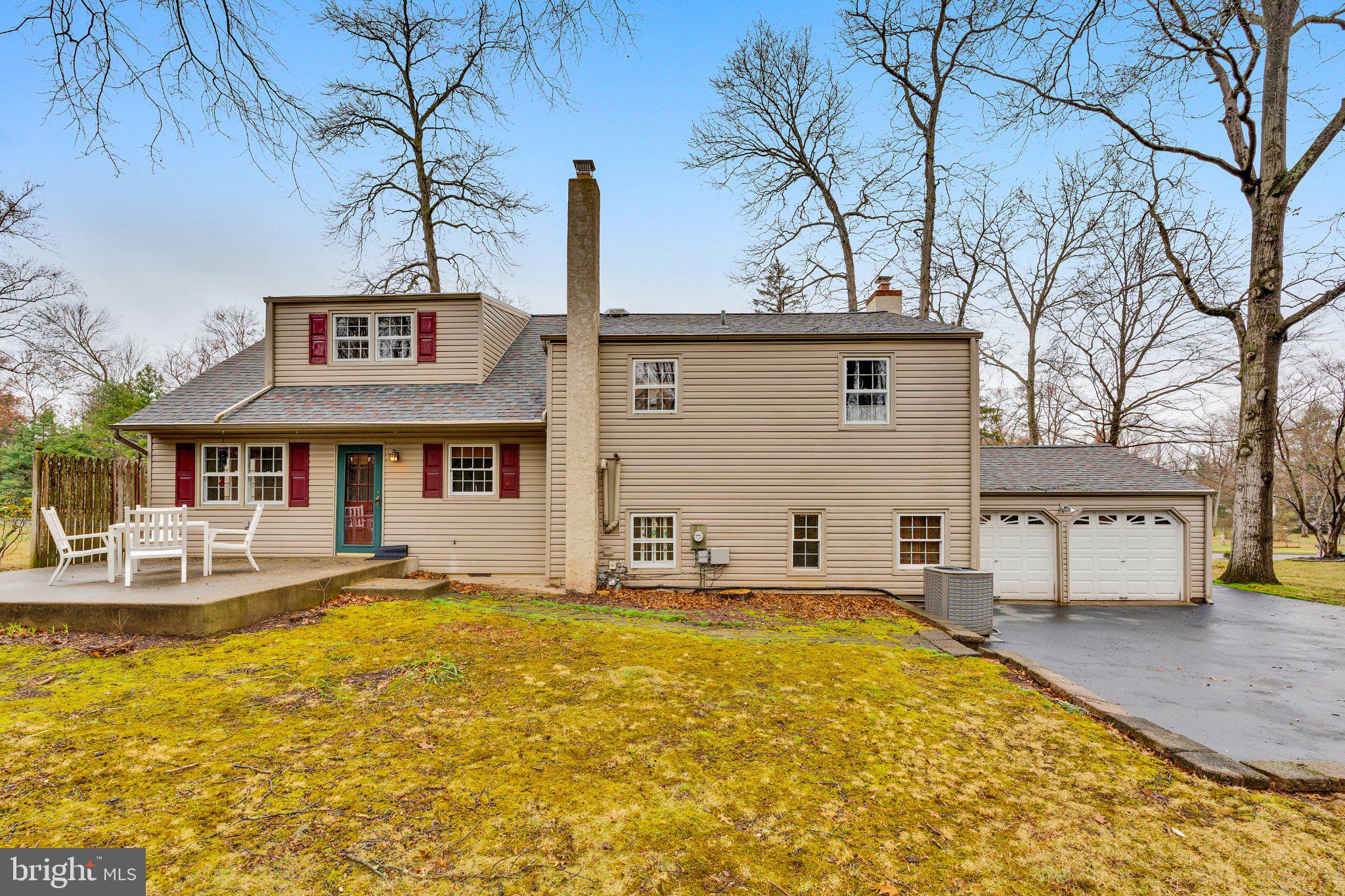 MONTGOMERY WOODS - Residential