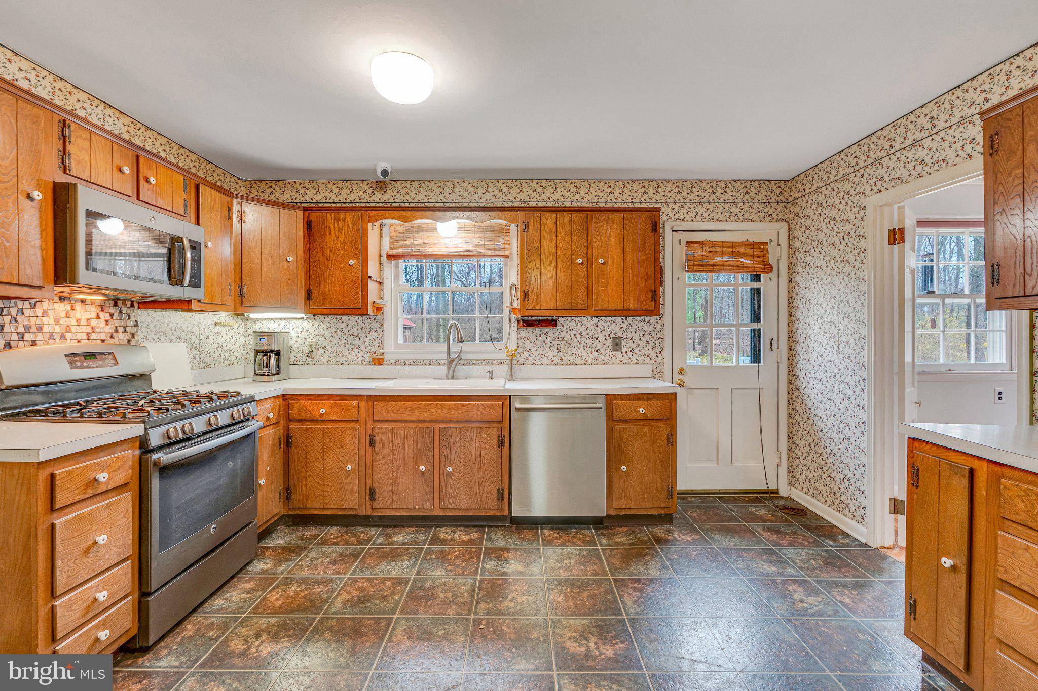 MONTGOMERY WOODS - Residential