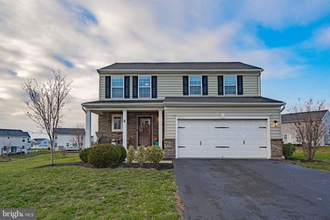 1856 ALAMINGO DRIVE QUAKERTOWN PA 18951