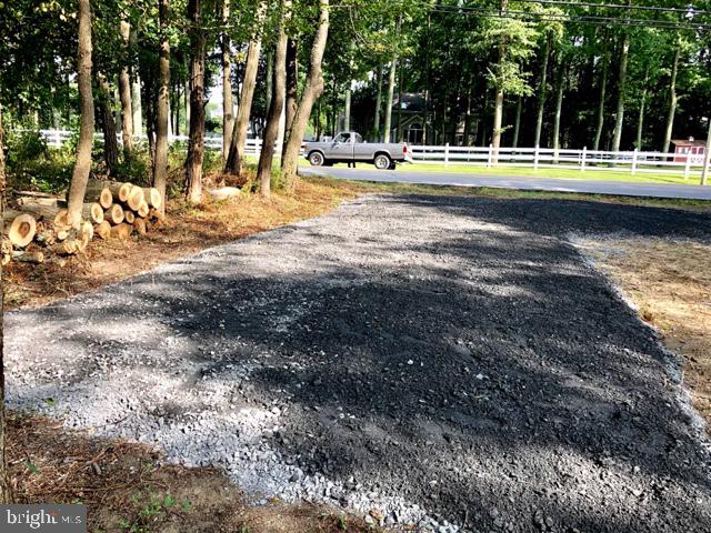 ARBUTUS BANKS - Residential