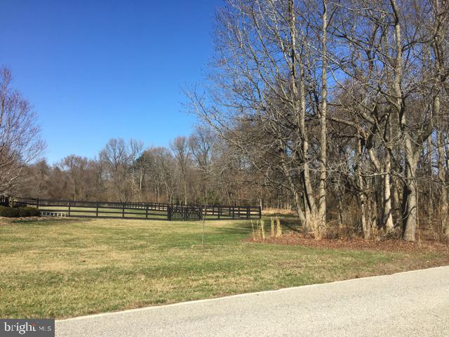 ARBUTUS BANKS - Residential