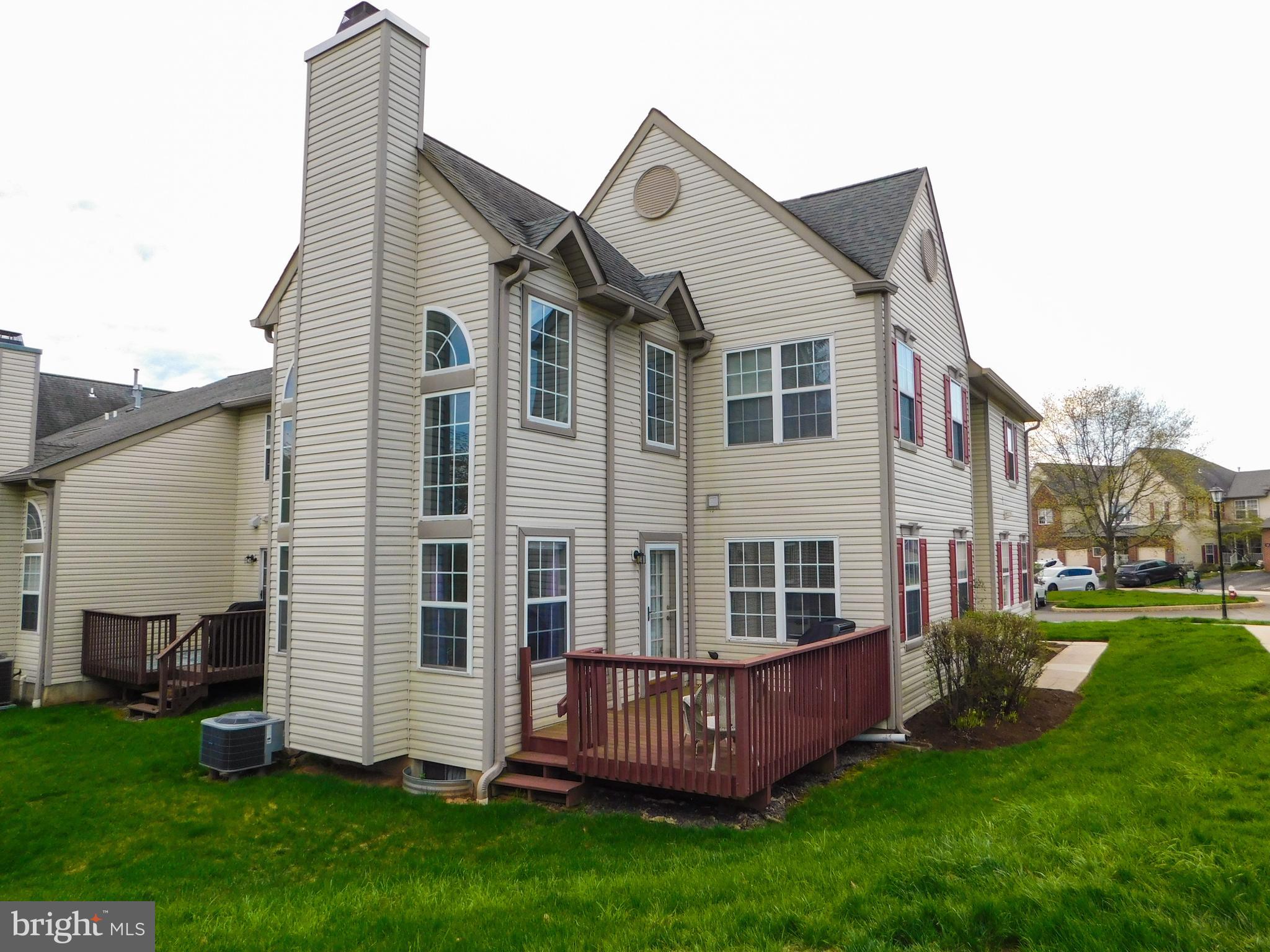 PROVIDENCE VIEW - Residential