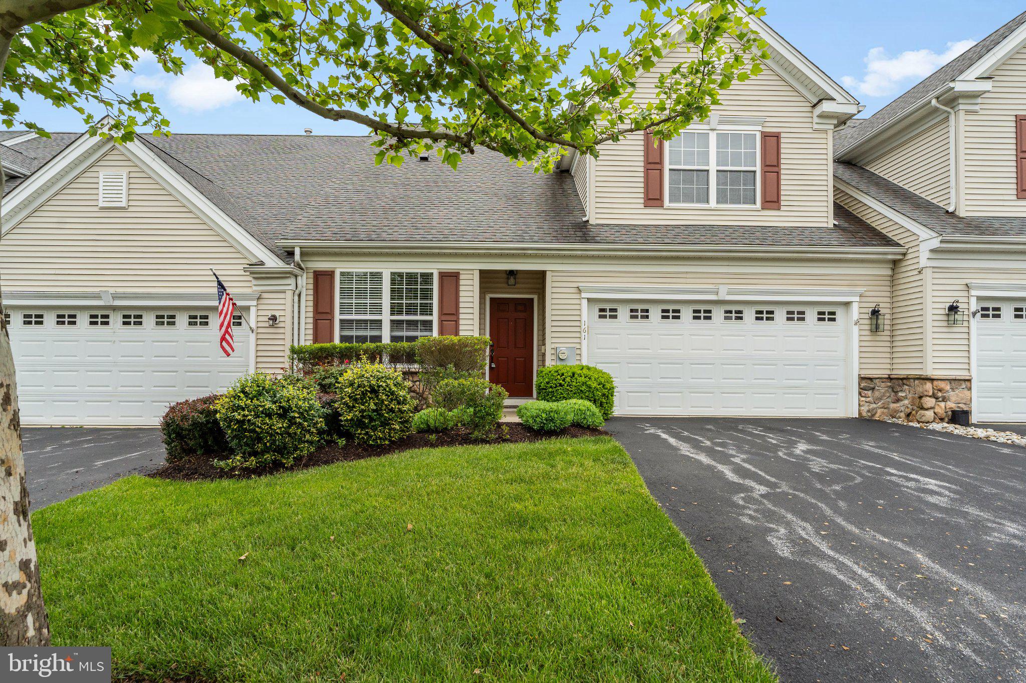 VILLAGES AT HILLVIEW - Residential