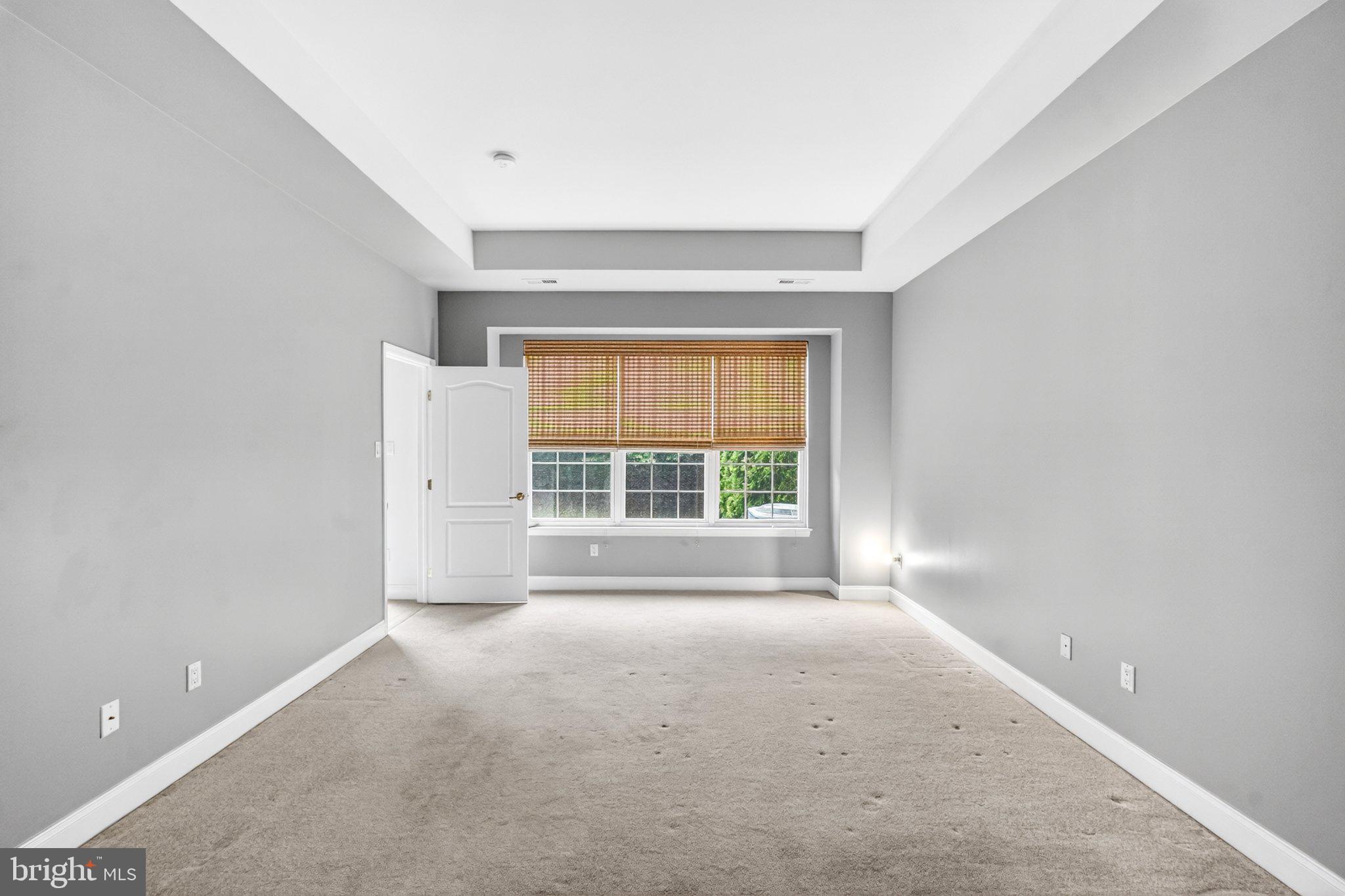 VILLAGES AT HILLVIEW - Residential