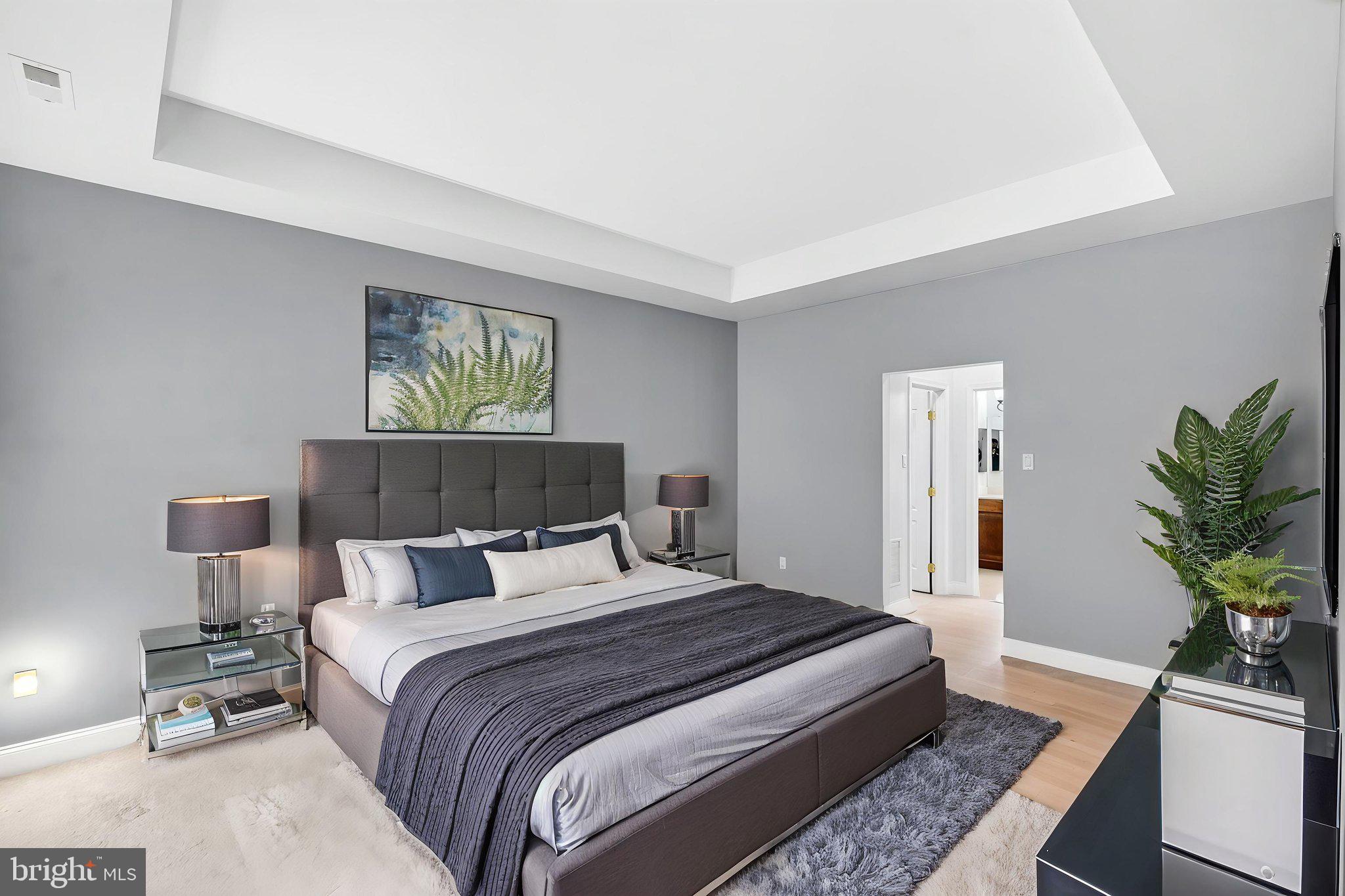 VILLAGES AT HILLVIEW - Residential