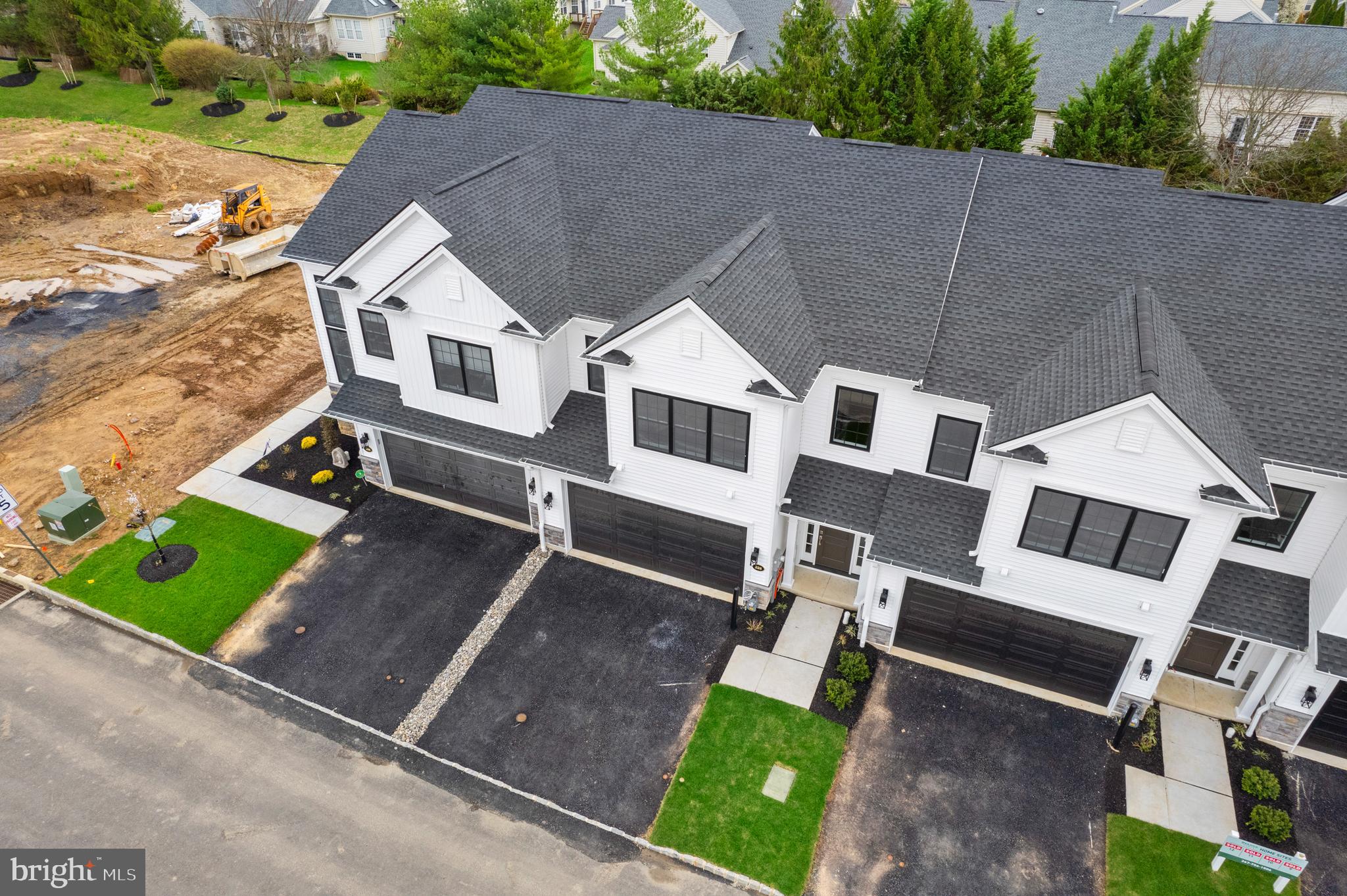 514 FULLERTON FARM COURT 18