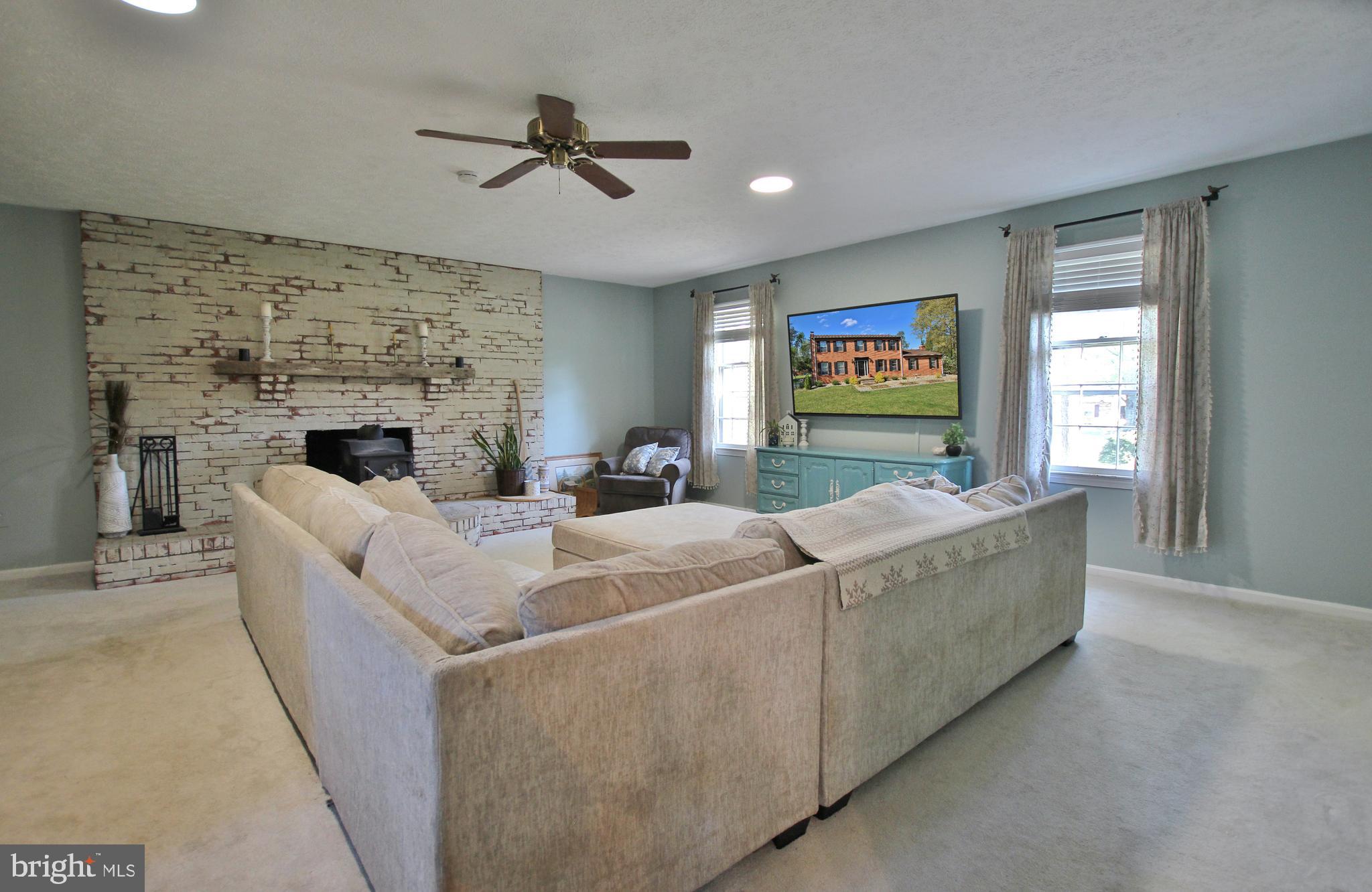 WOODBINE WOODS - Residential