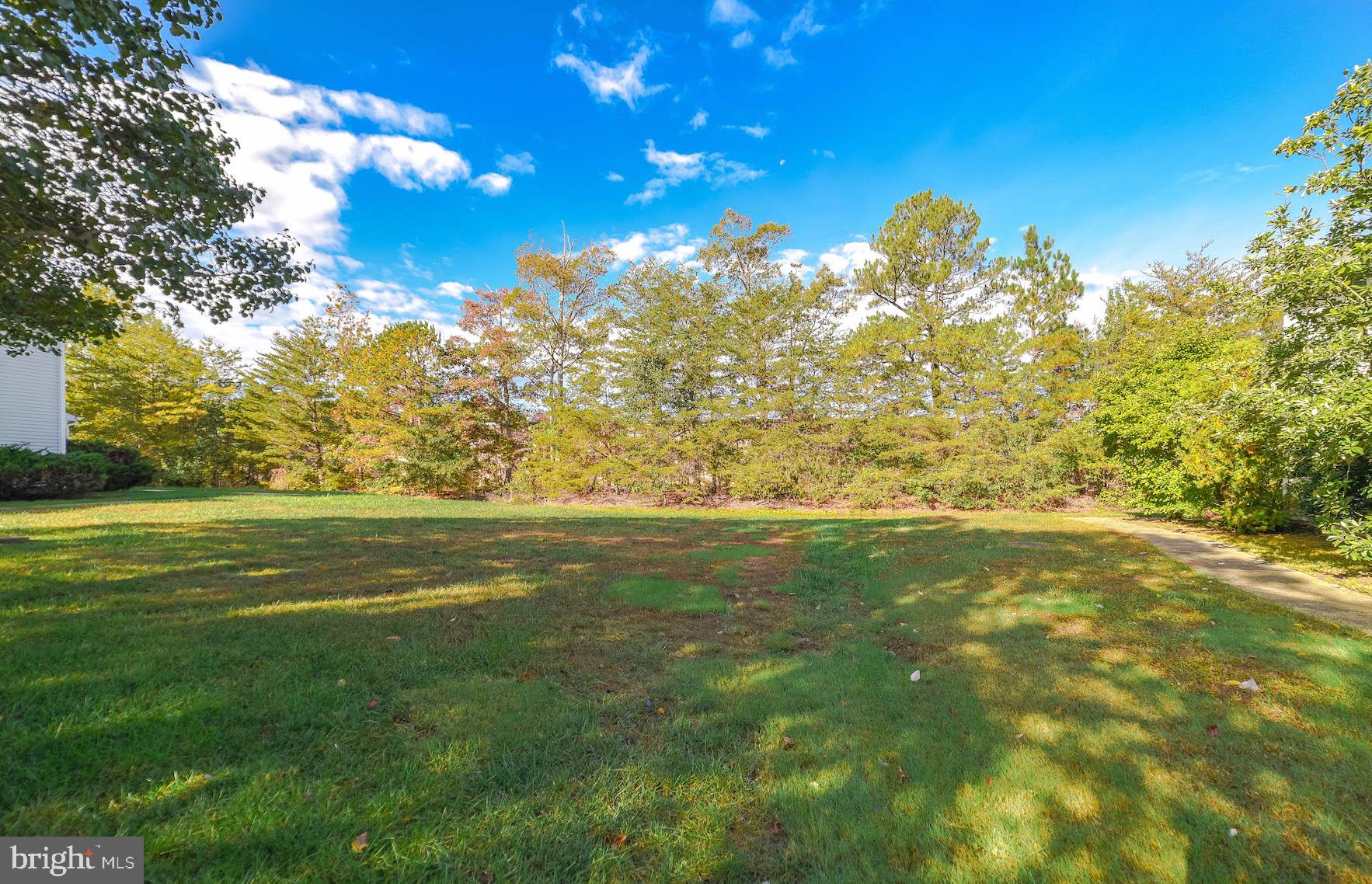 ST CHARLES HAMPSHIRE - Residential