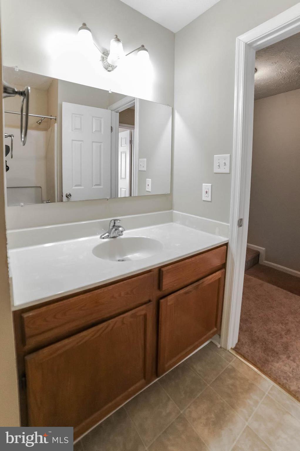 ST CHARLES HAMPSHIRE - Residential