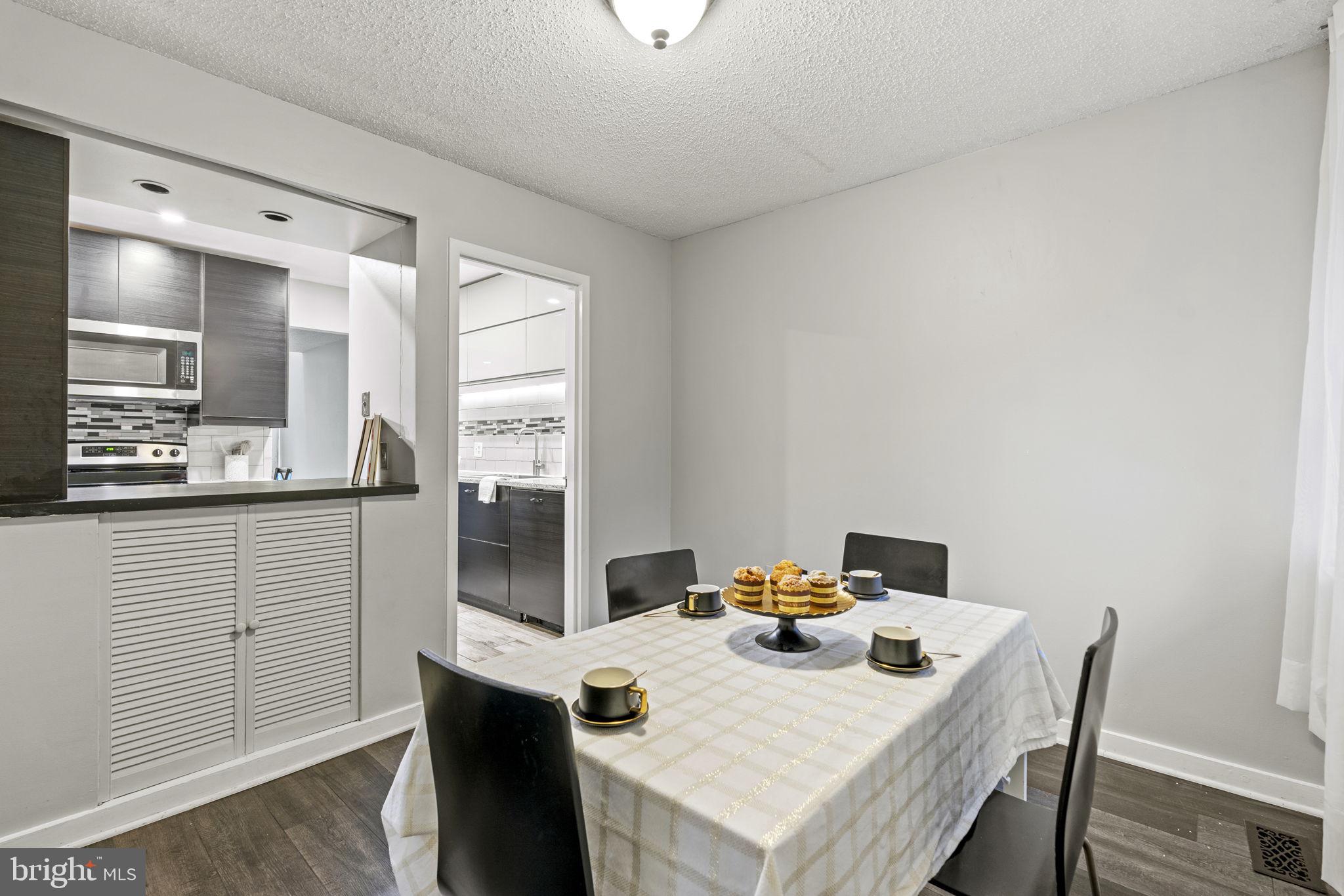 COLD SPRING NEWTOWN - Residential