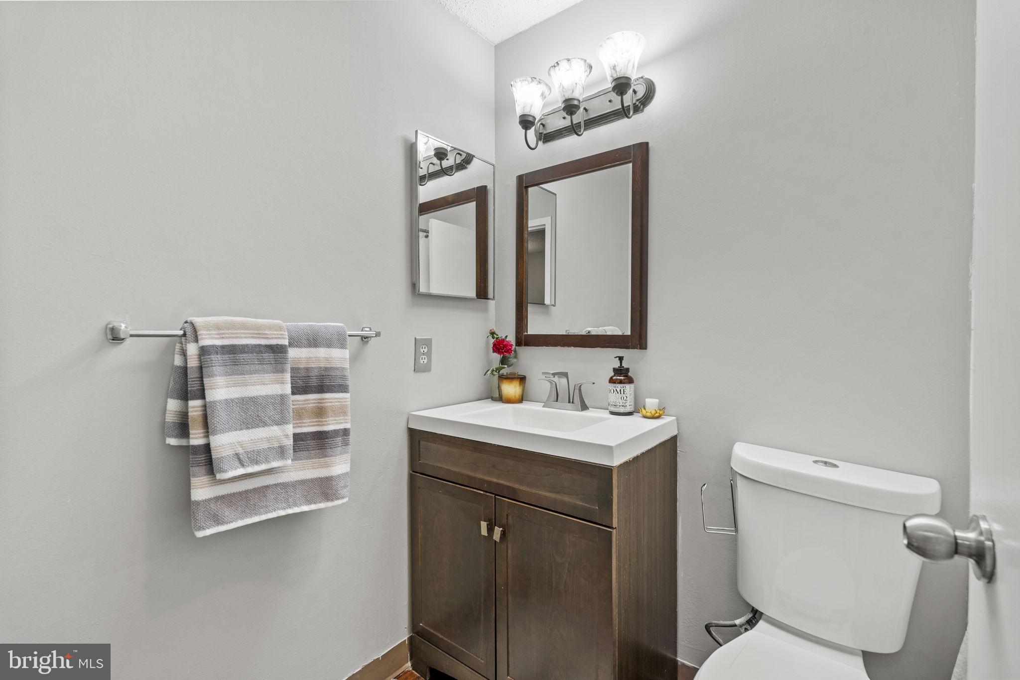 COLD SPRING NEWTOWN - Residential